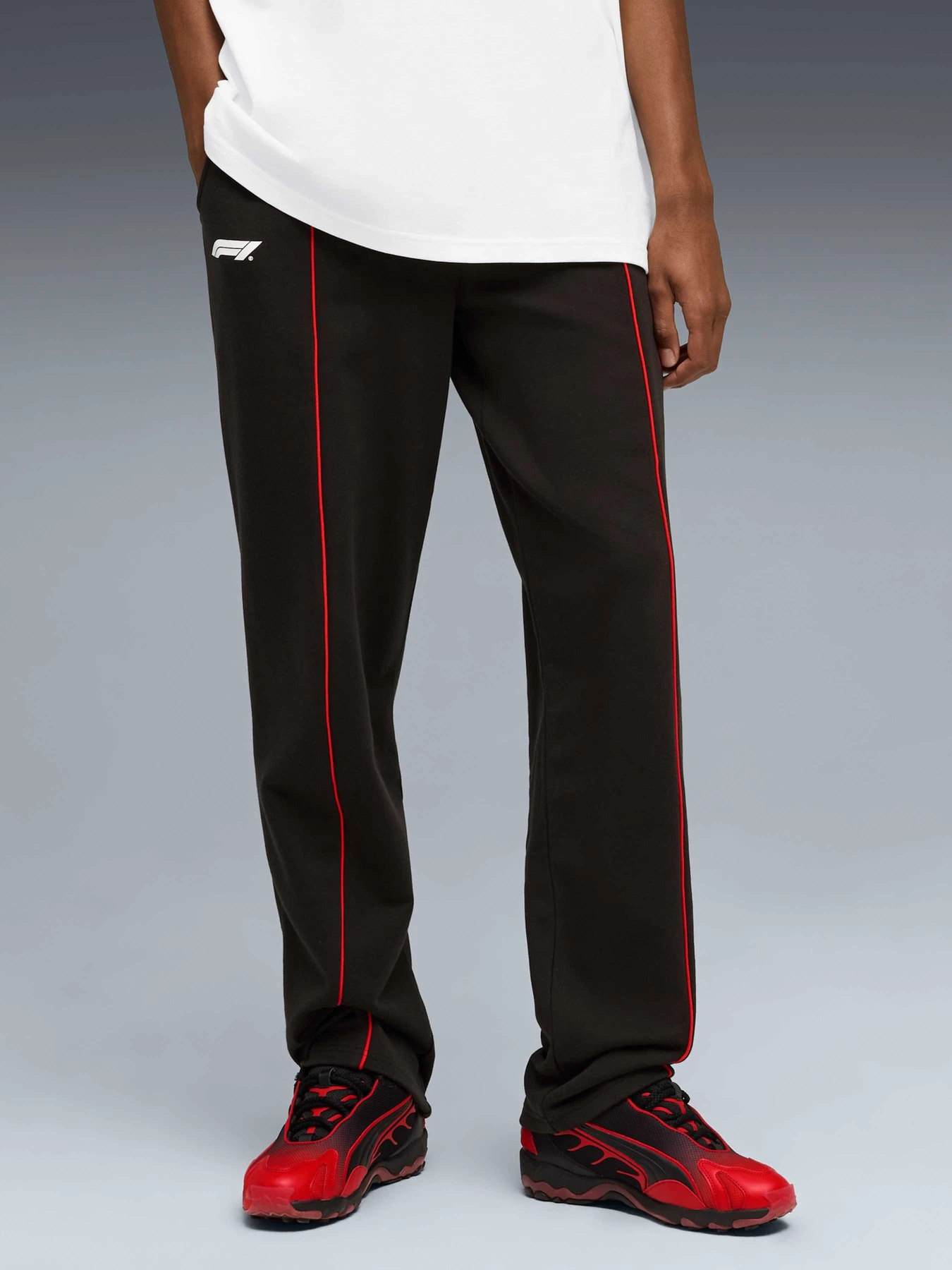 Брюки PUMA F1 Sweatpants - Relaxed модель 632656 Брюки PUMA F1 Sweatpants - Relaxed модель 632656 Фото
