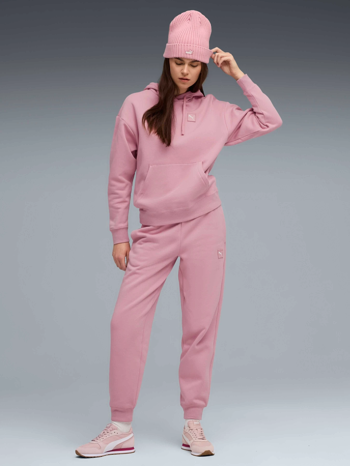 Костюмы PUMA Loungewear Sweat Suit Fl Cl модель 689346 Фото