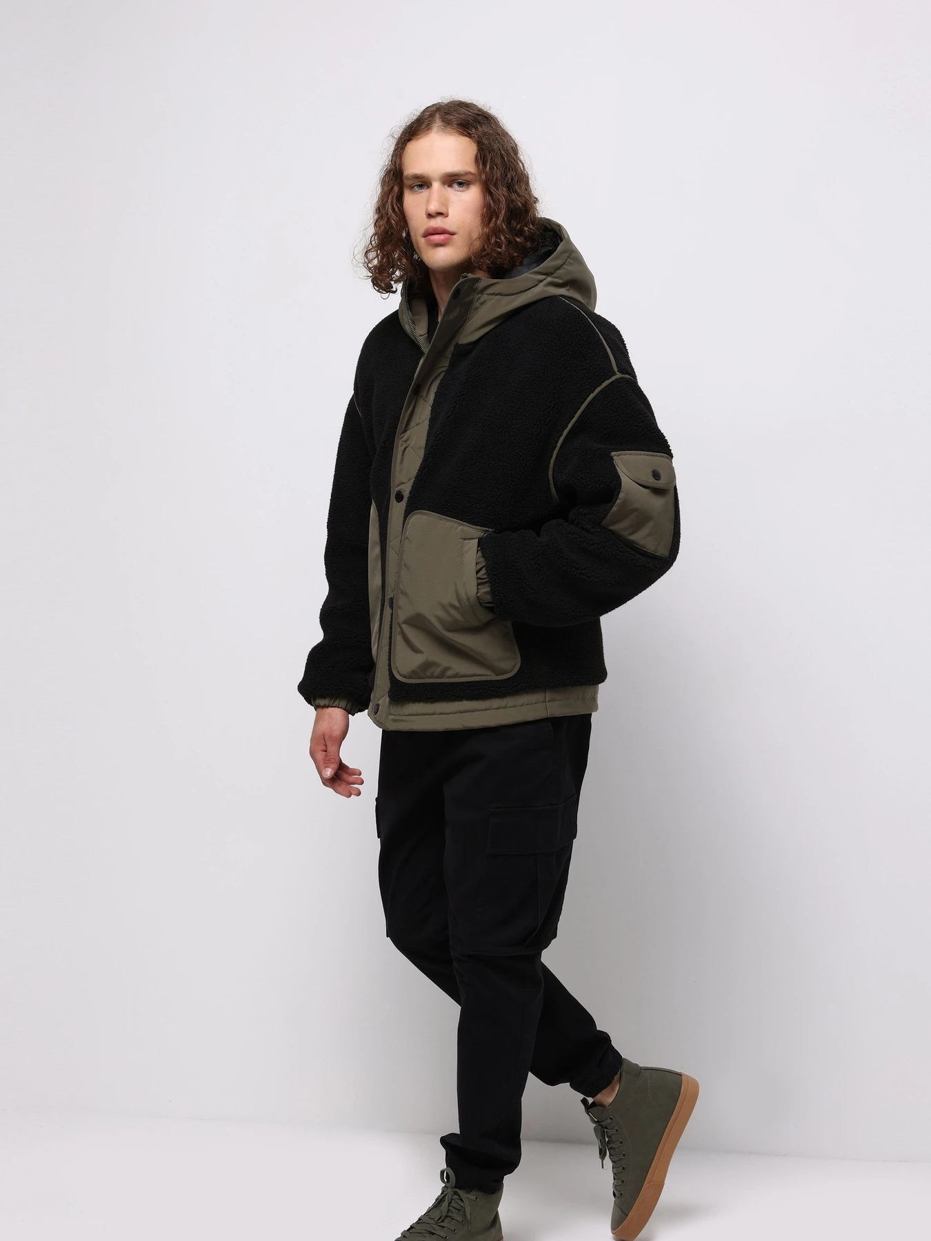 Куртки та дублянки Colin’s модель CL1076199_Q1.V1_BLK Фото