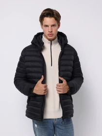Куртки и дубленки Colin’s модель CL1076511_Q1.V1_BLK Фото