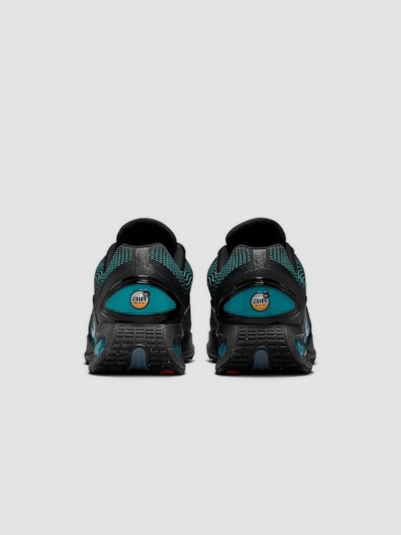 Кроссовки NIKE Air Max Dn Essential модель HV5235-001 Кроссовки NIKE Air Max Dn Essential модель HV5235-001 Фото
