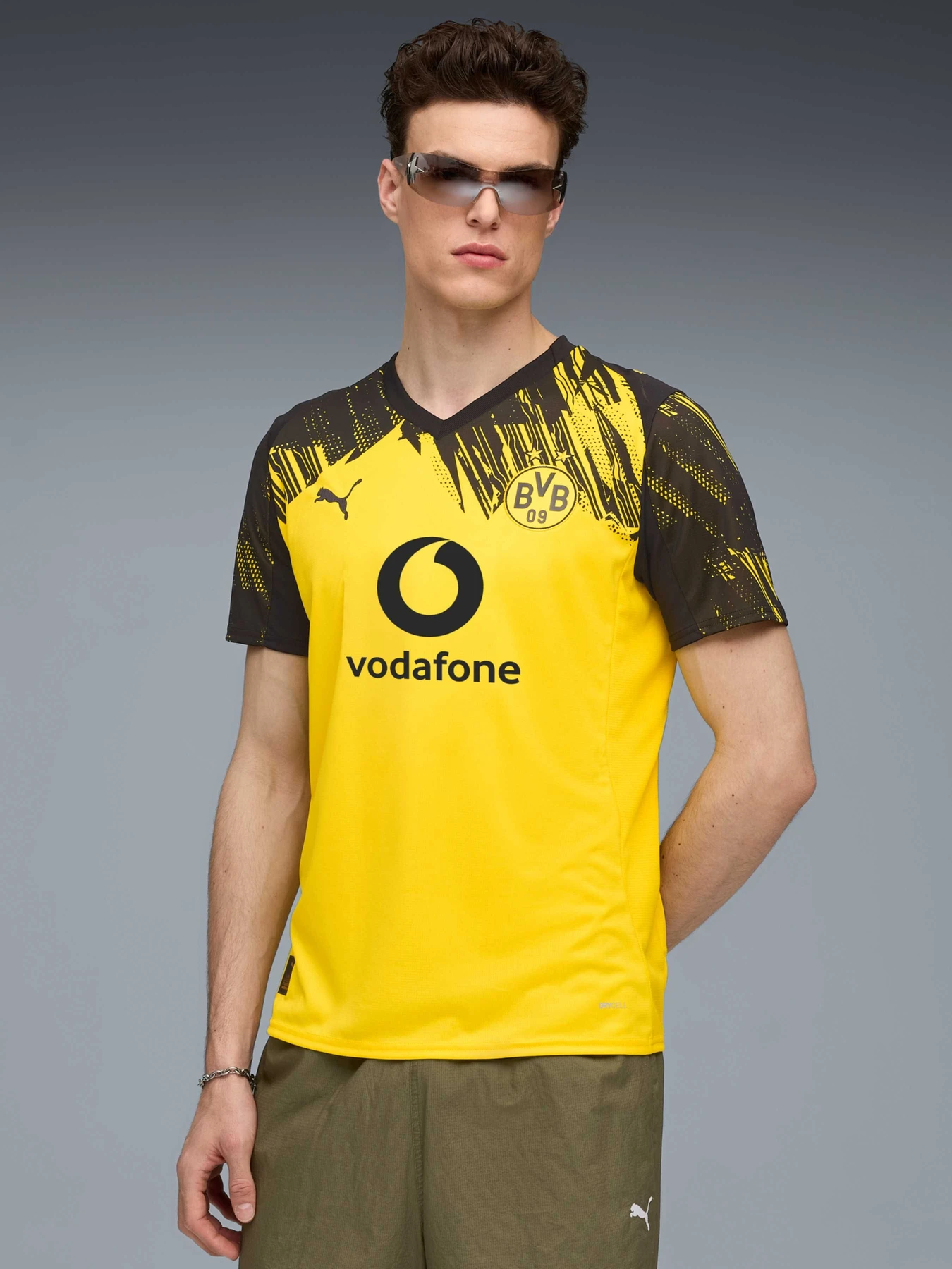 Футболки і поло PUMA Bvb Home Jersey Replica модель 780088 Футболки і поло PUMA Bvb Home Jersey Replica модель 780088 Фото