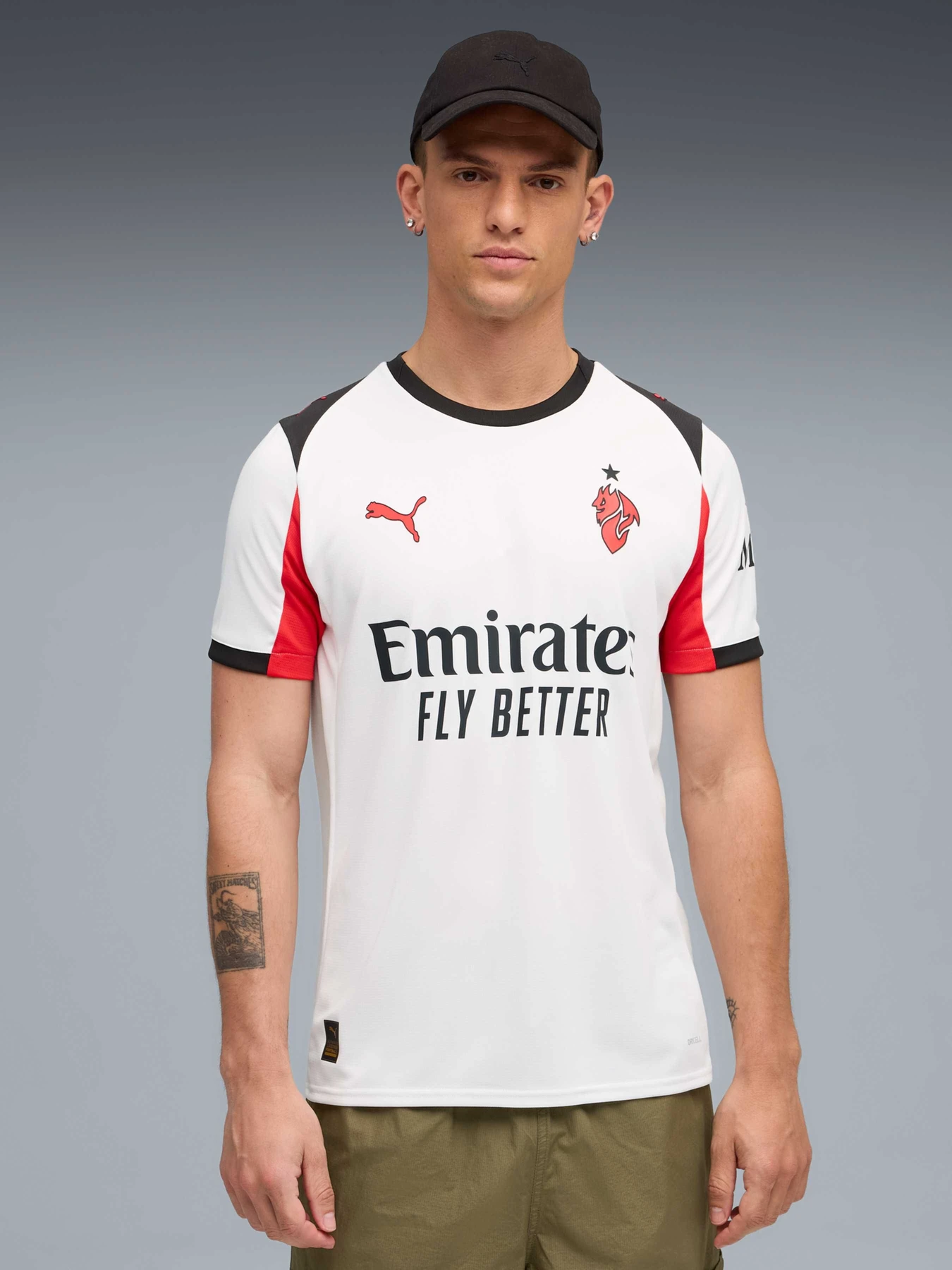 Футболки і поло PUMA Acm Away Jersey Replica модель 779971 Футболки і поло PUMA Acm Away Jersey Replica модель 779971 Фото