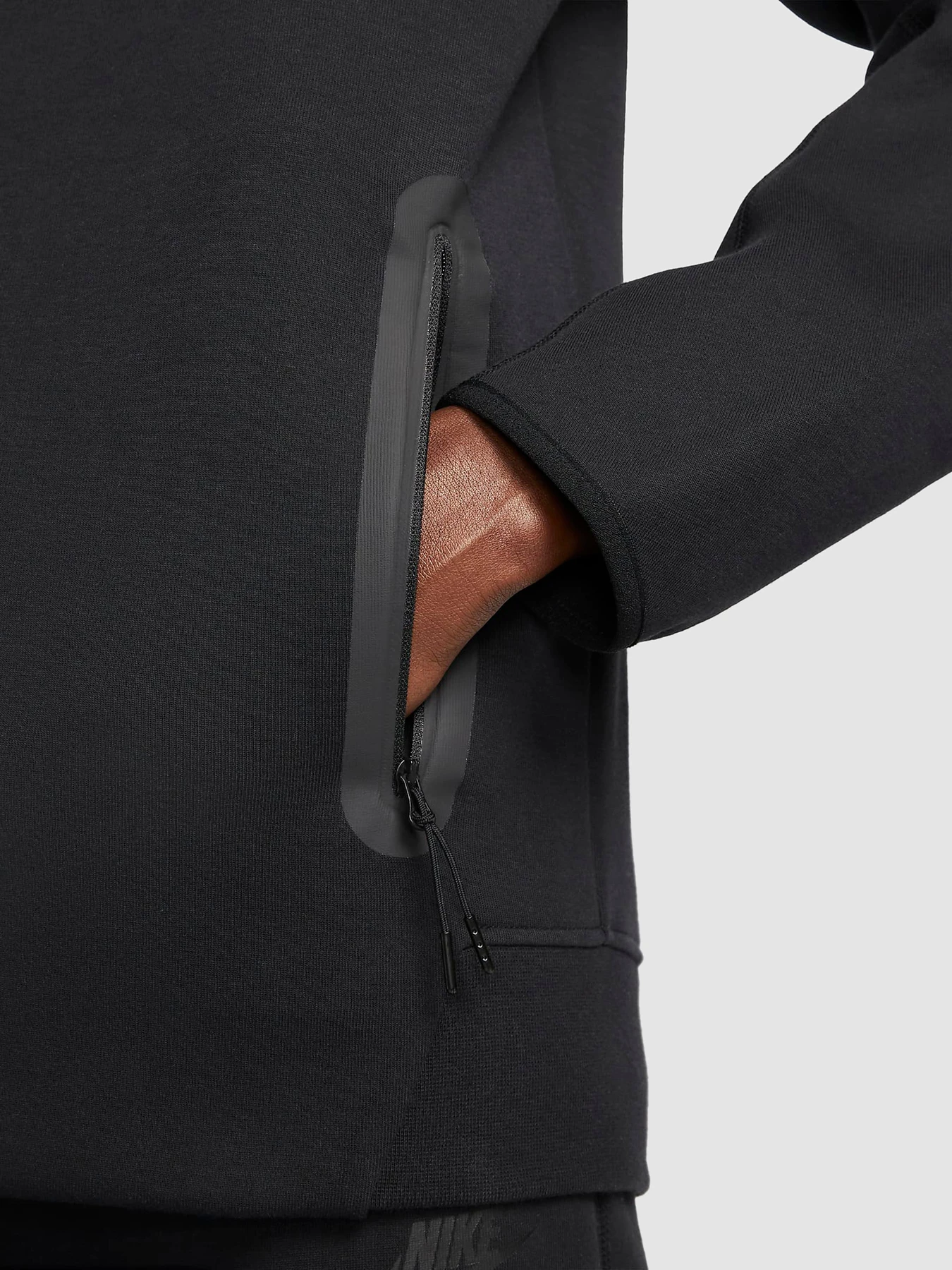 Худі та світшоти NIKE Sportswear Tech Fleece Windrunner Full-Zip Hoodie модель FB7921-010 Худі та світшоти NIKE Sportswear Tech Fleece Windrunner Full-Zip Hoodie модель FB7921-010 Фото