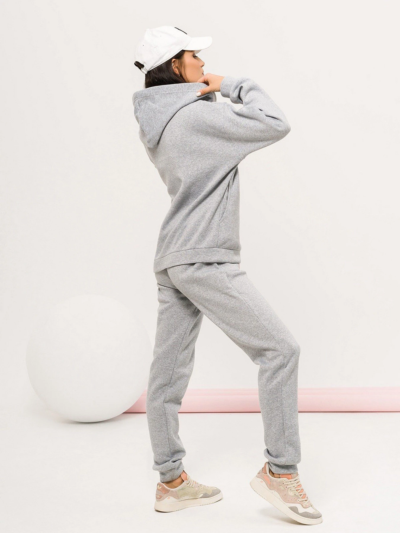 Костюмы ISSA Plus модель 13063_lightgray Фото