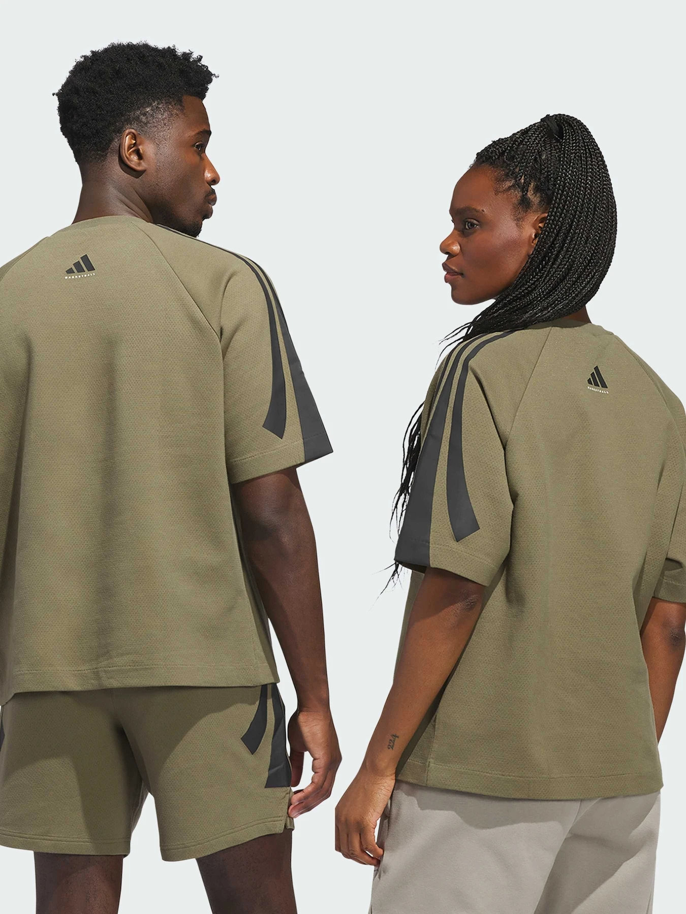 Футболки и поло Adidas модель JN3975 Футболки и поло Adidas модель JN3975 Фото