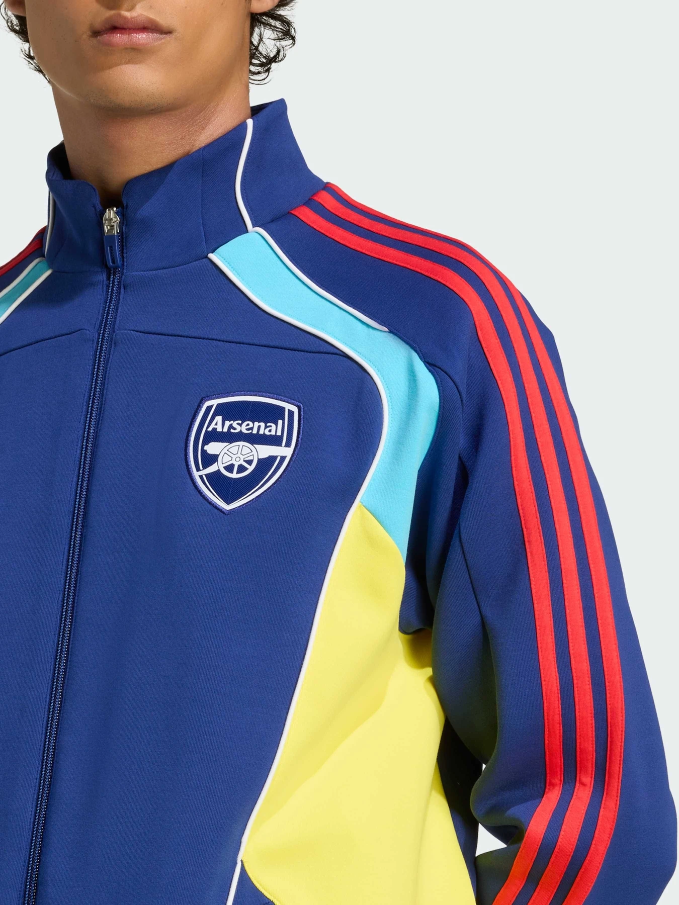 Худі та світшоти Adidas модель JM9400 Фото