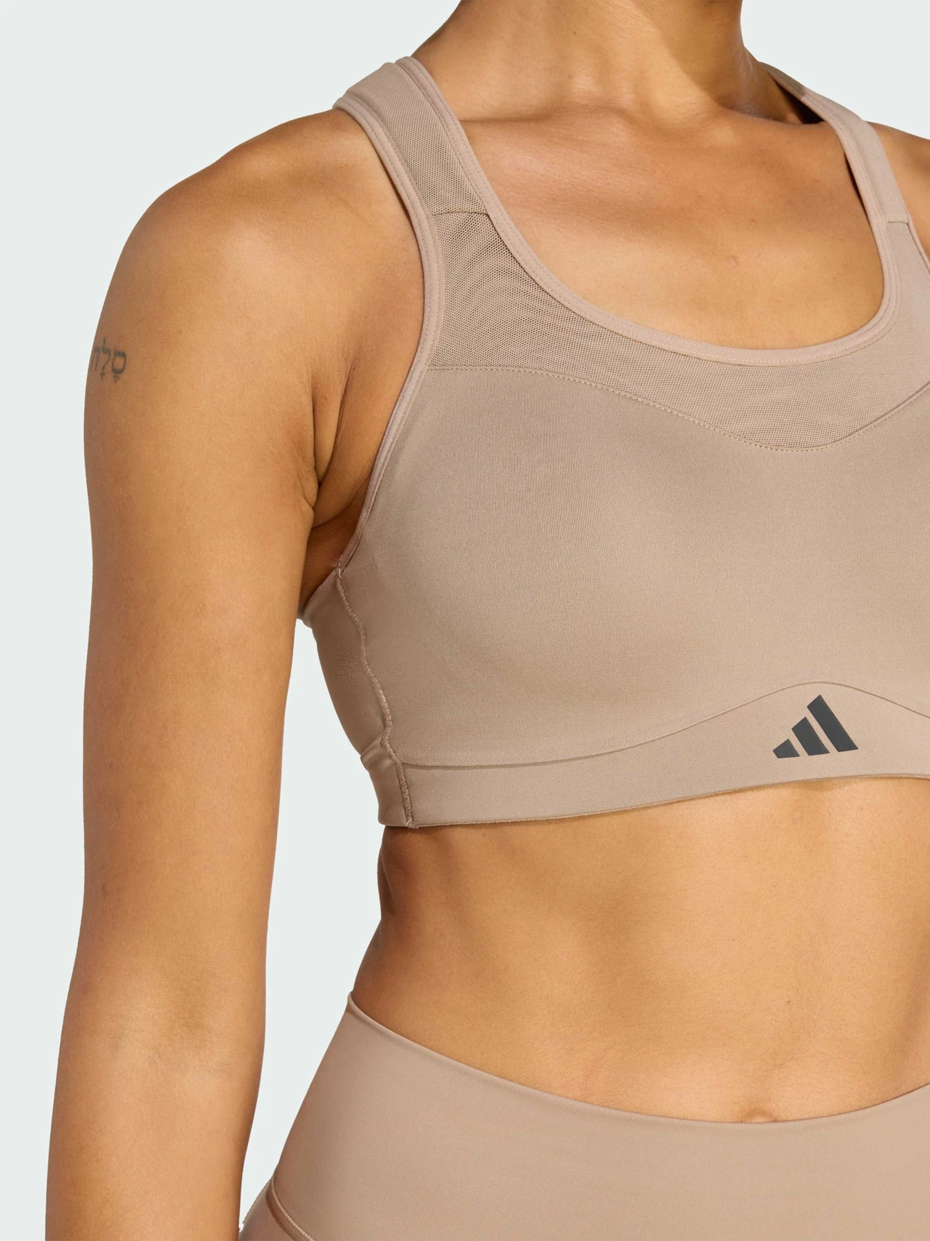 Футболки і поло Adidas модель JX8843 Футболки і поло Adidas модель JX8843 Фото