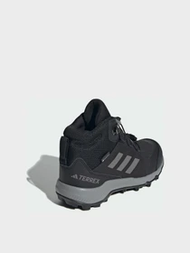 Ботинки и сапоги Adidas модель IE6079 Фото