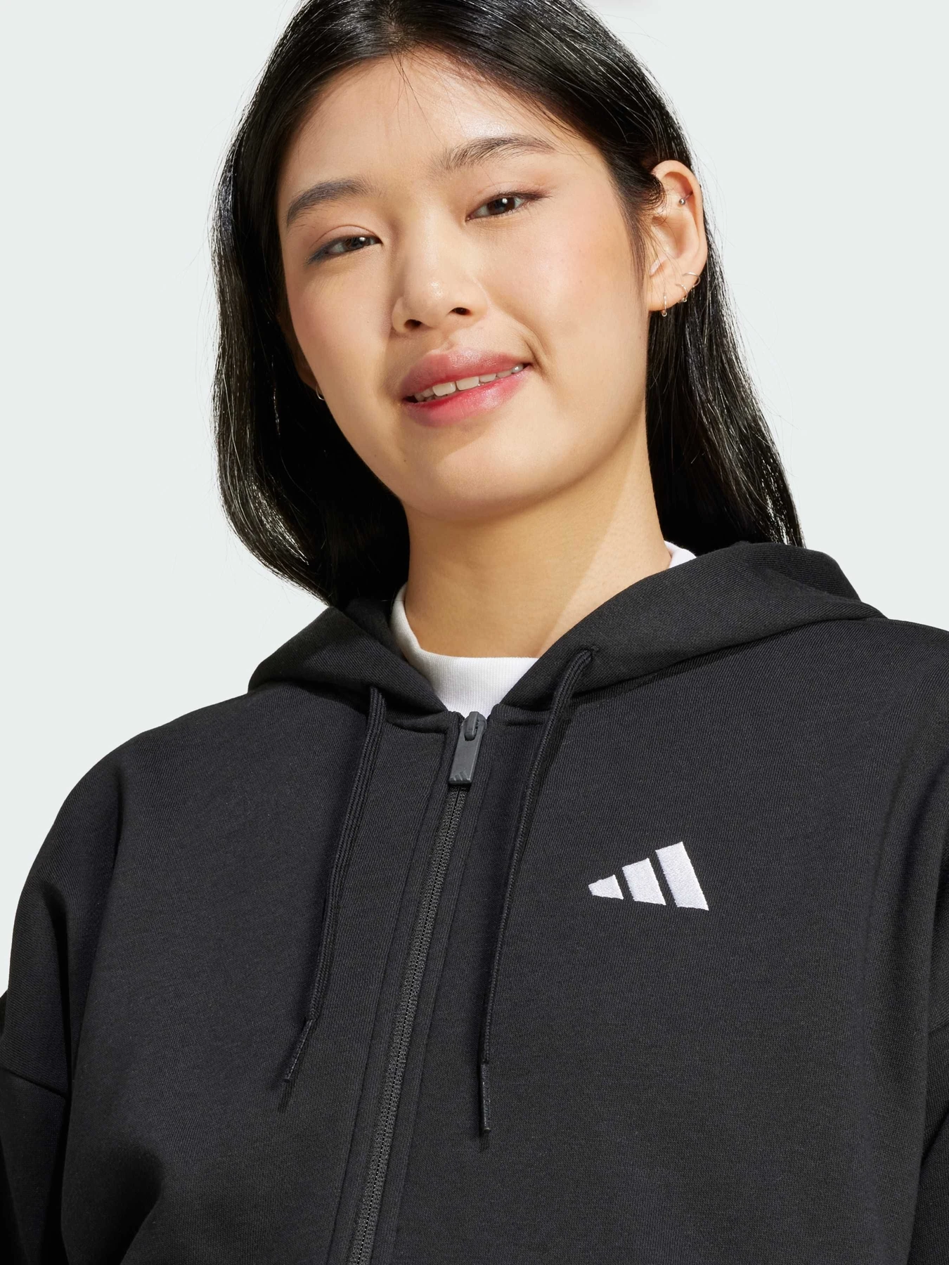 Худи и свитшоты Adidas модель JE1283 Худи и свитшоты Adidas модель JE1283 Фото