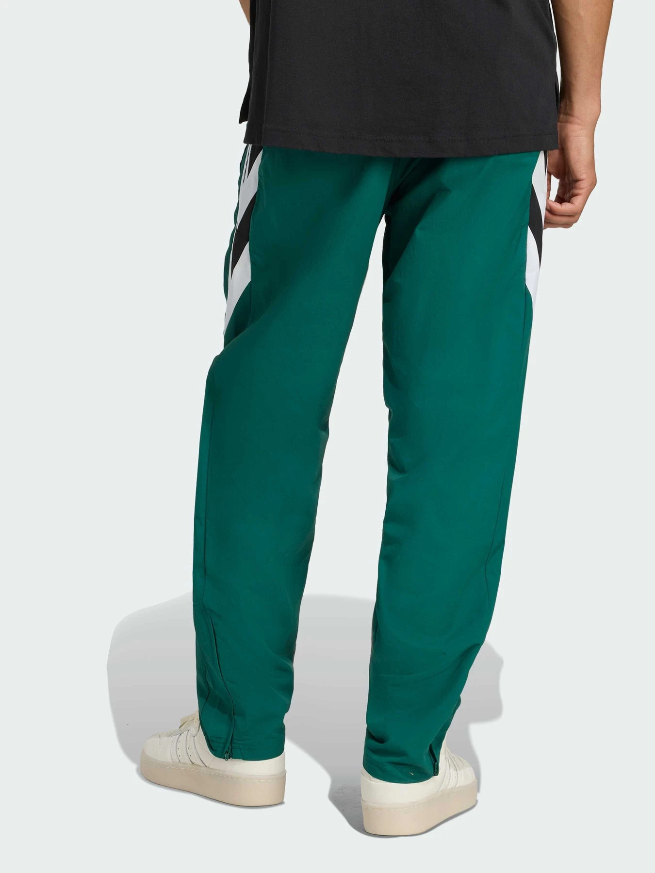 Брюки Adidas модель JX3055 Брюки Adidas модель JX3055 Фото