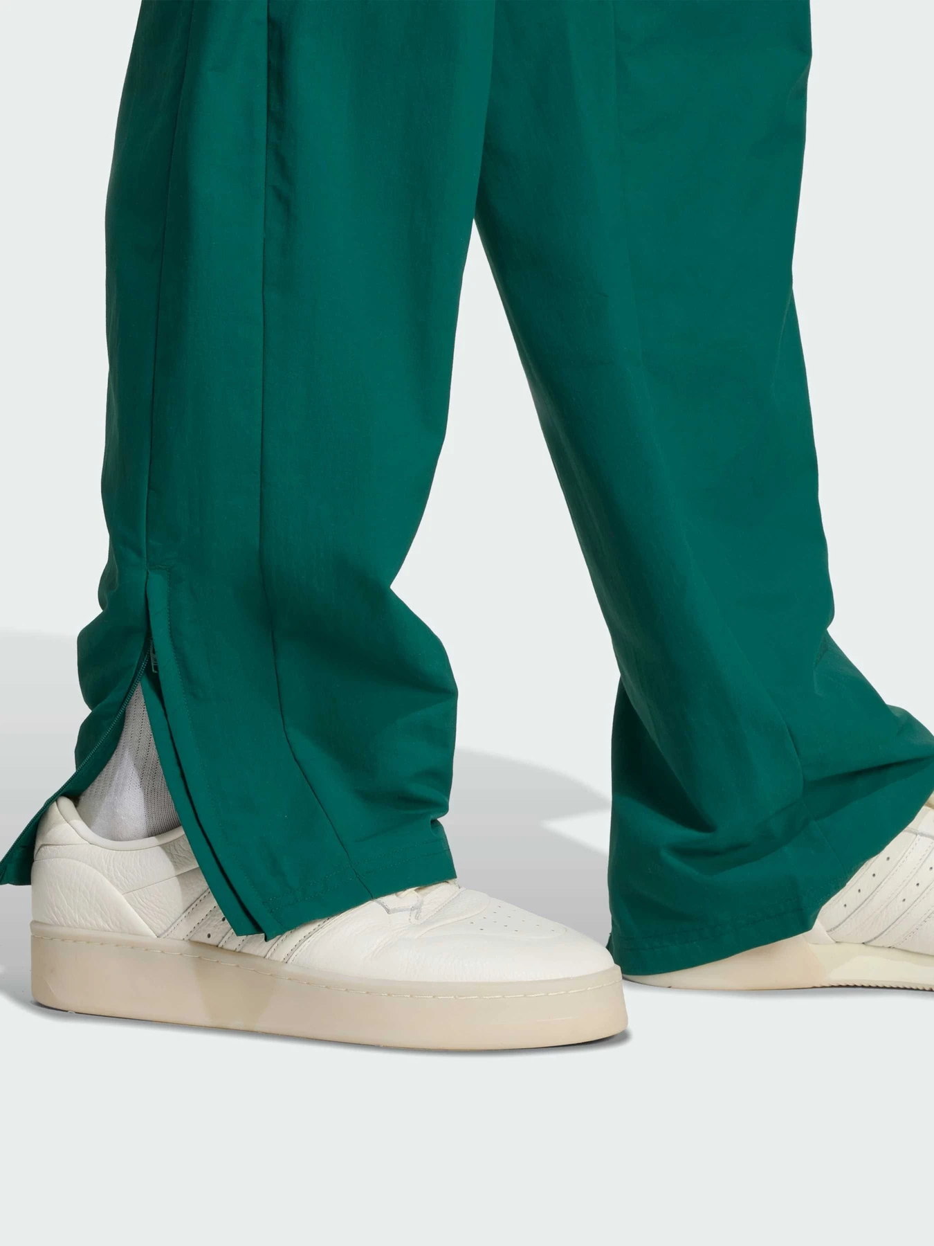 Брюки Adidas модель JX3055 Брюки Adidas модель JX3055 Фото