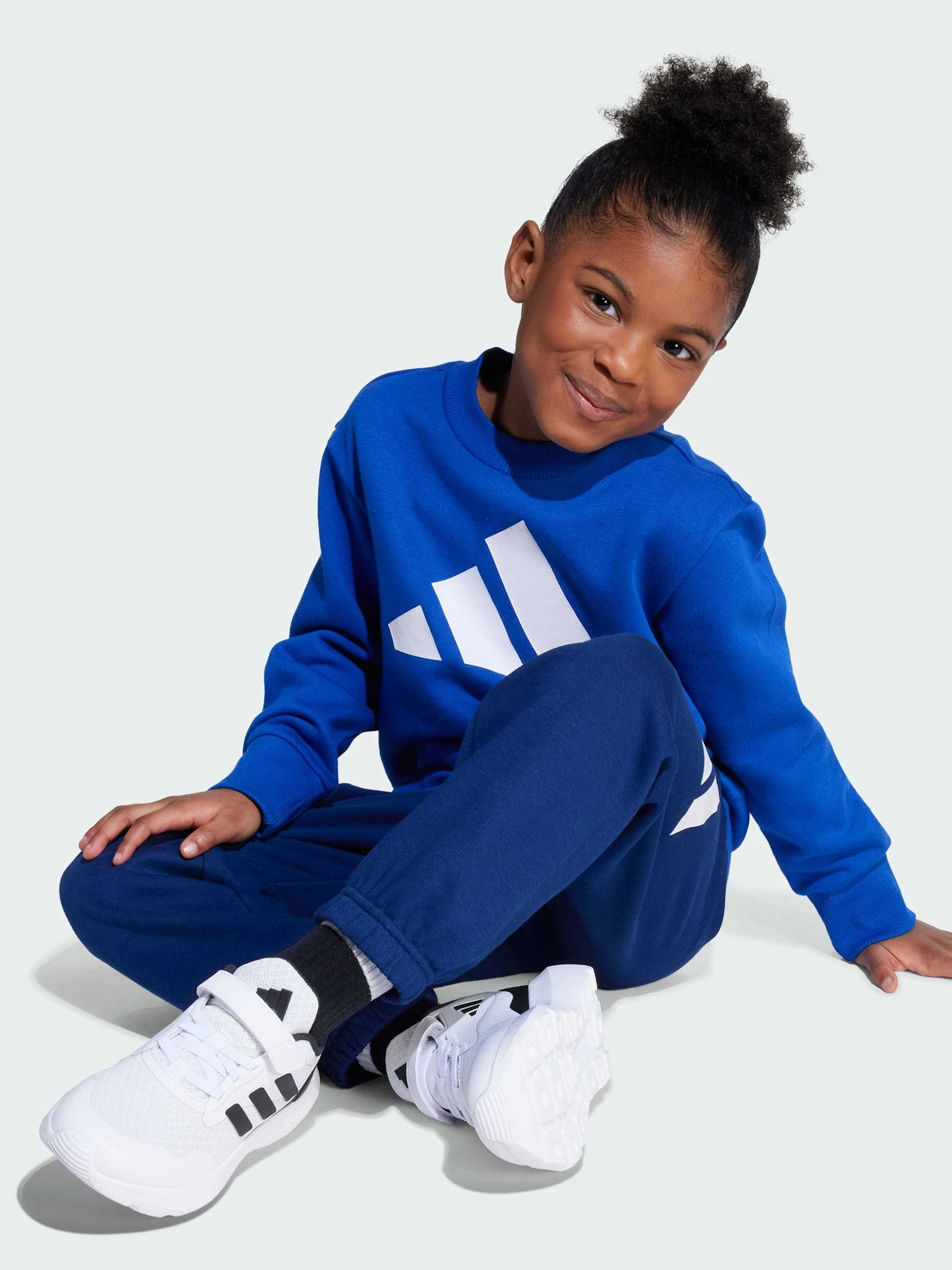 Костюми Adidas модель JM0881 Фото