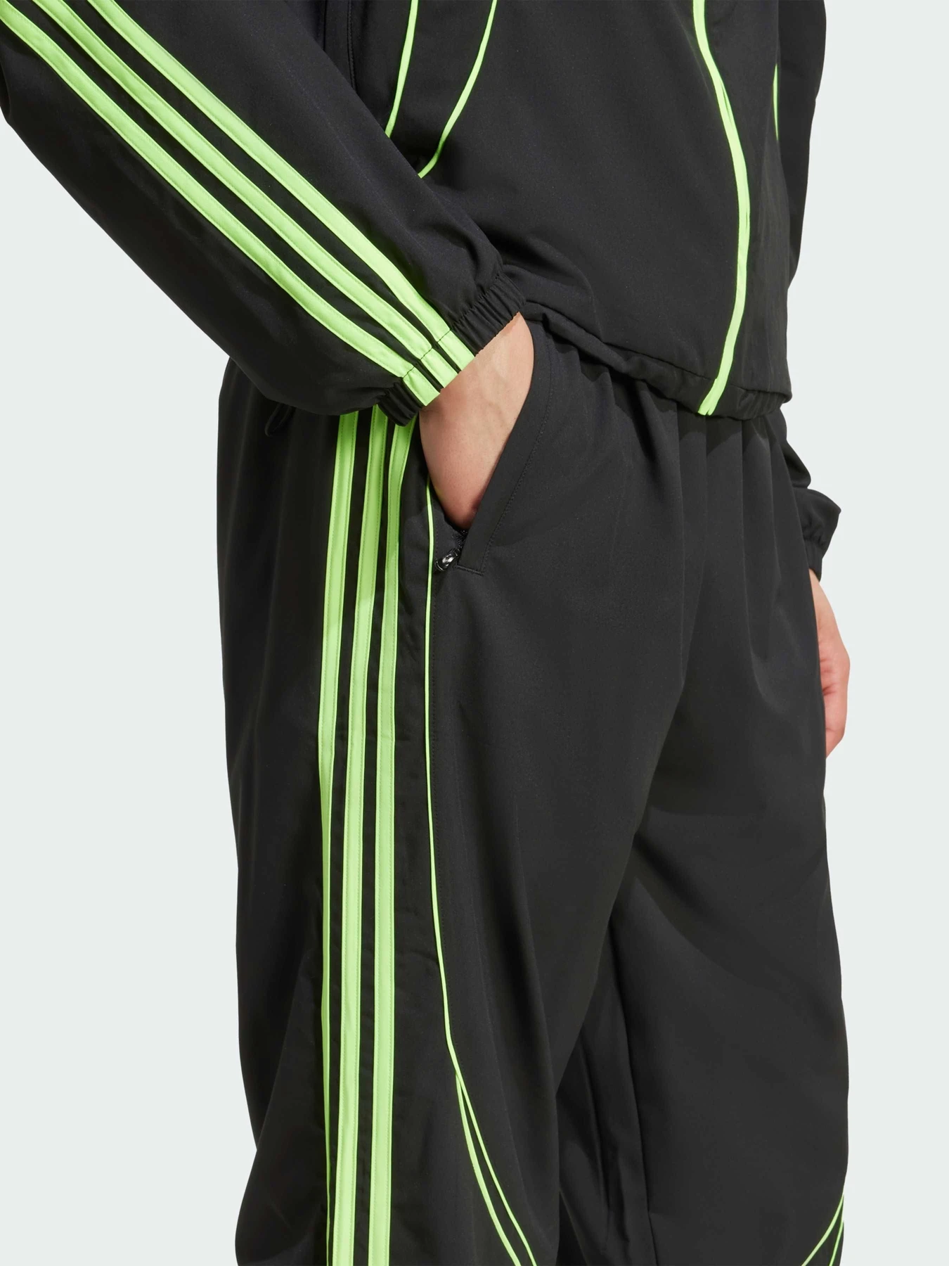 Штани Adidas Adicolor модель JW5869 Фото