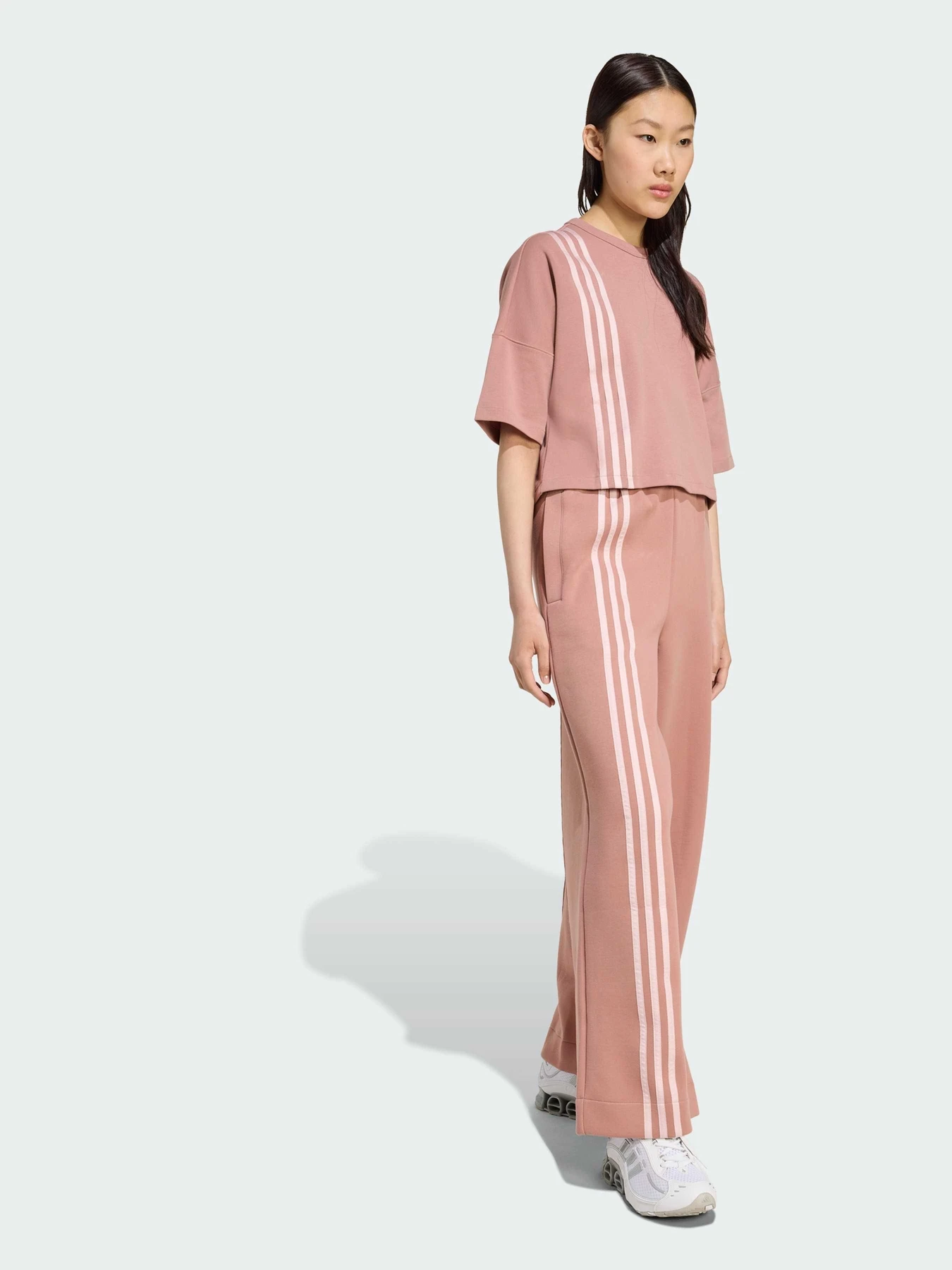 Брюки Adidas 3 Stripes модель JW3621 Брюки Adidas 3 Stripes модель JW3621 Фото