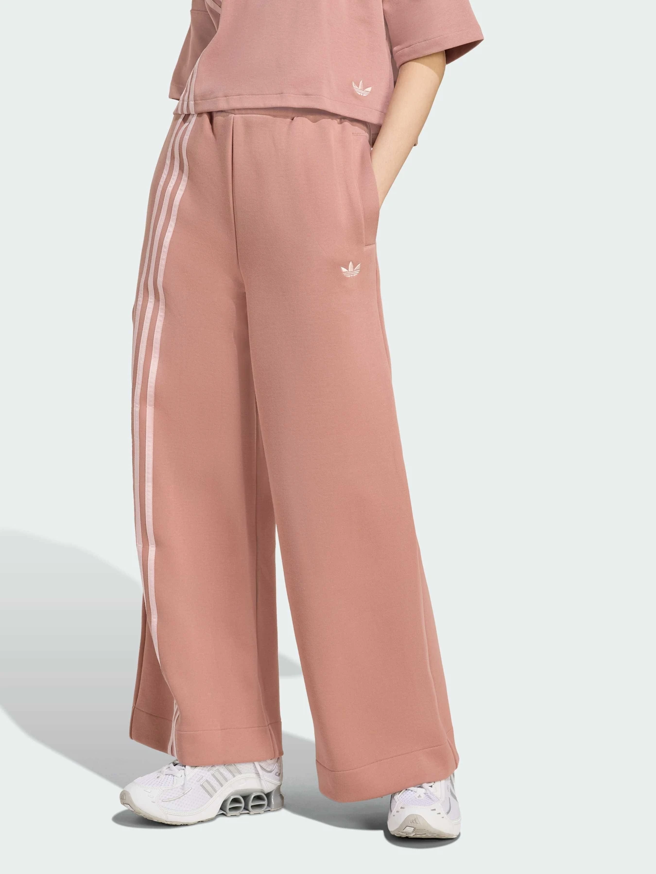 Брюки Adidas 3 Stripes модель JW3621 Брюки Adidas 3 Stripes модель JW3621 Фото