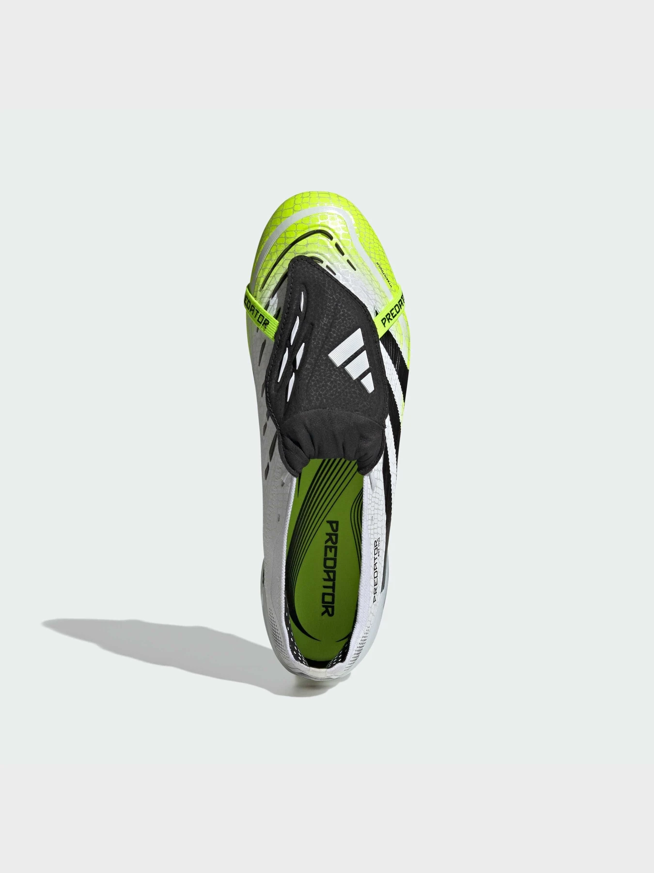 Кроссовки Adidas Predator модель JI1092 Кроссовки Adidas Predator модель JI1092 Фото