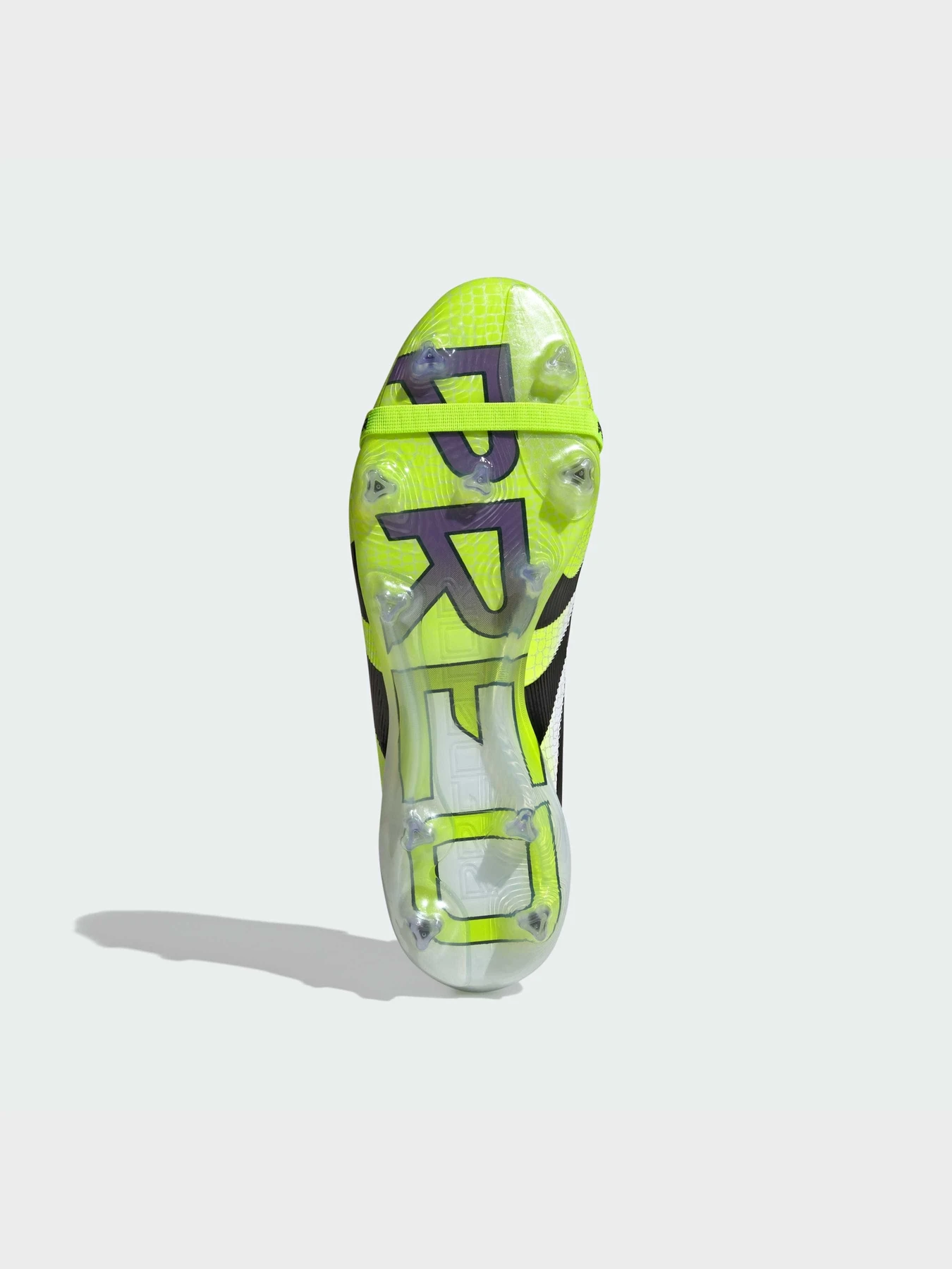 Кроссовки Adidas Predator модель JI1092 Кроссовки Adidas Predator модель JI1092 Фото