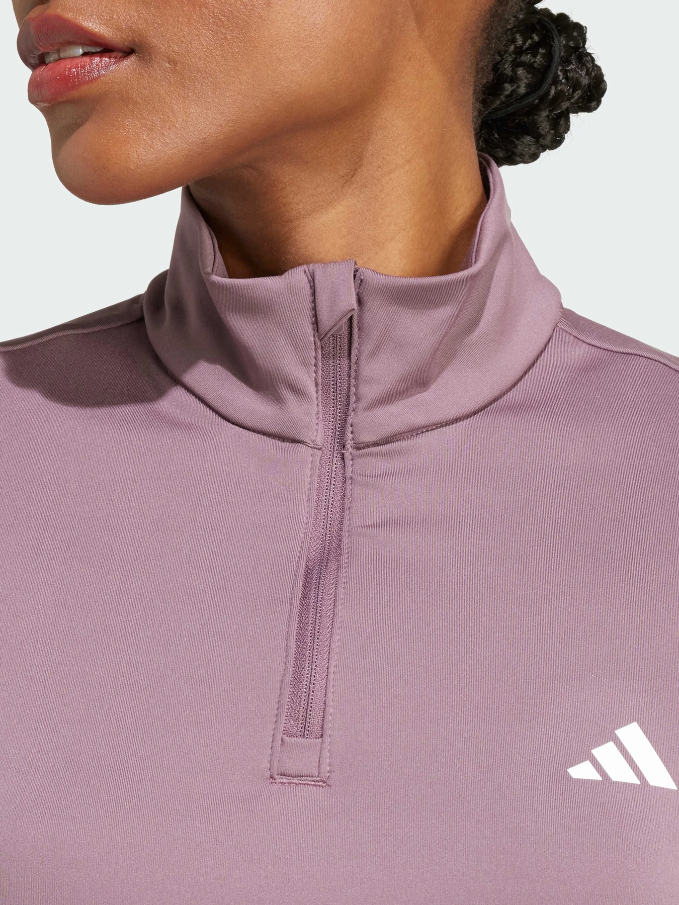 Худи и свитшоты Adidas модель IX3222 Худи и свитшоты Adidas модель IX3222 Фото