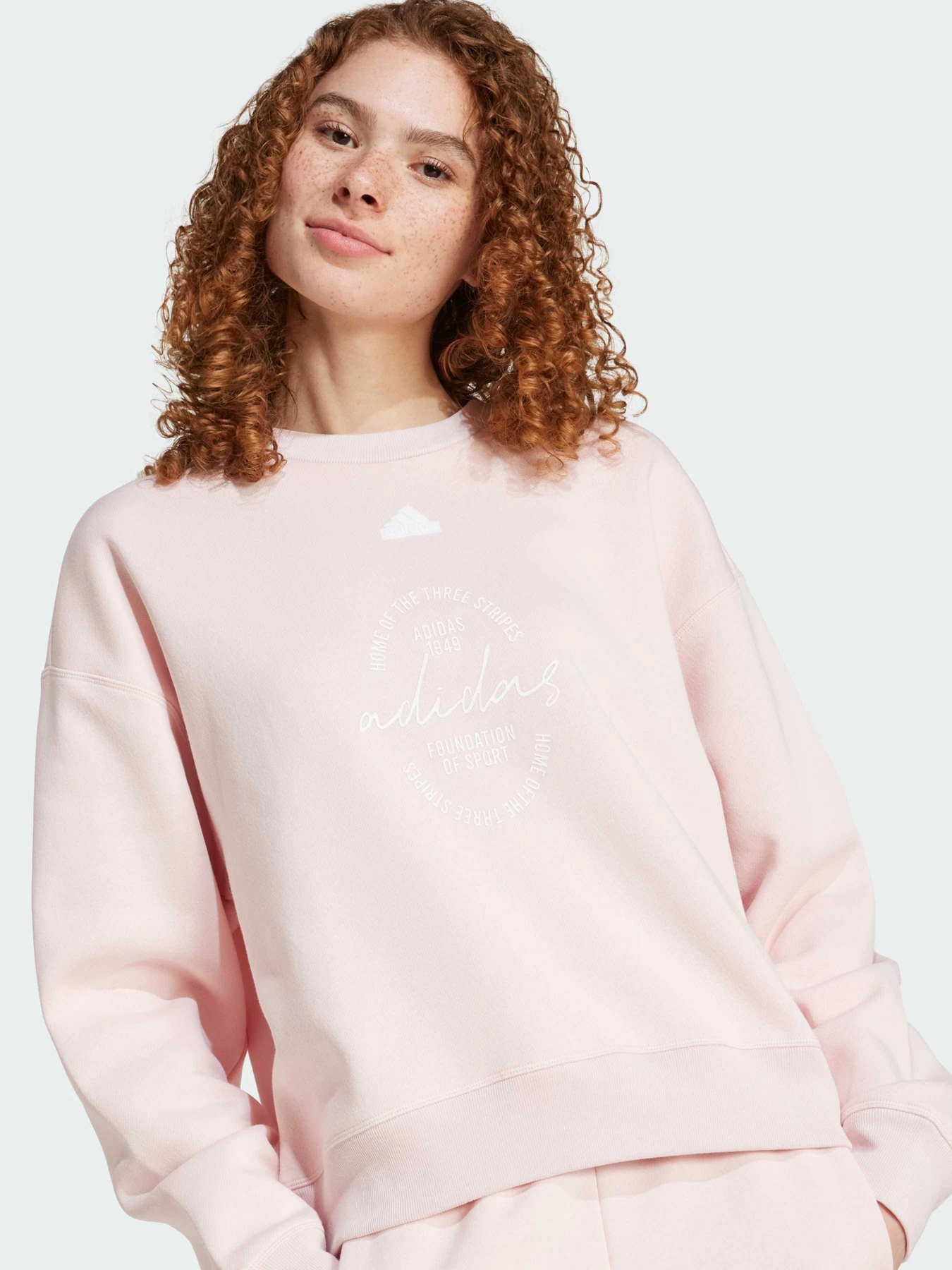 Худі та світшоти Adidas модель IY1455 Худі та світшоти Adidas модель IY1455 Фото
