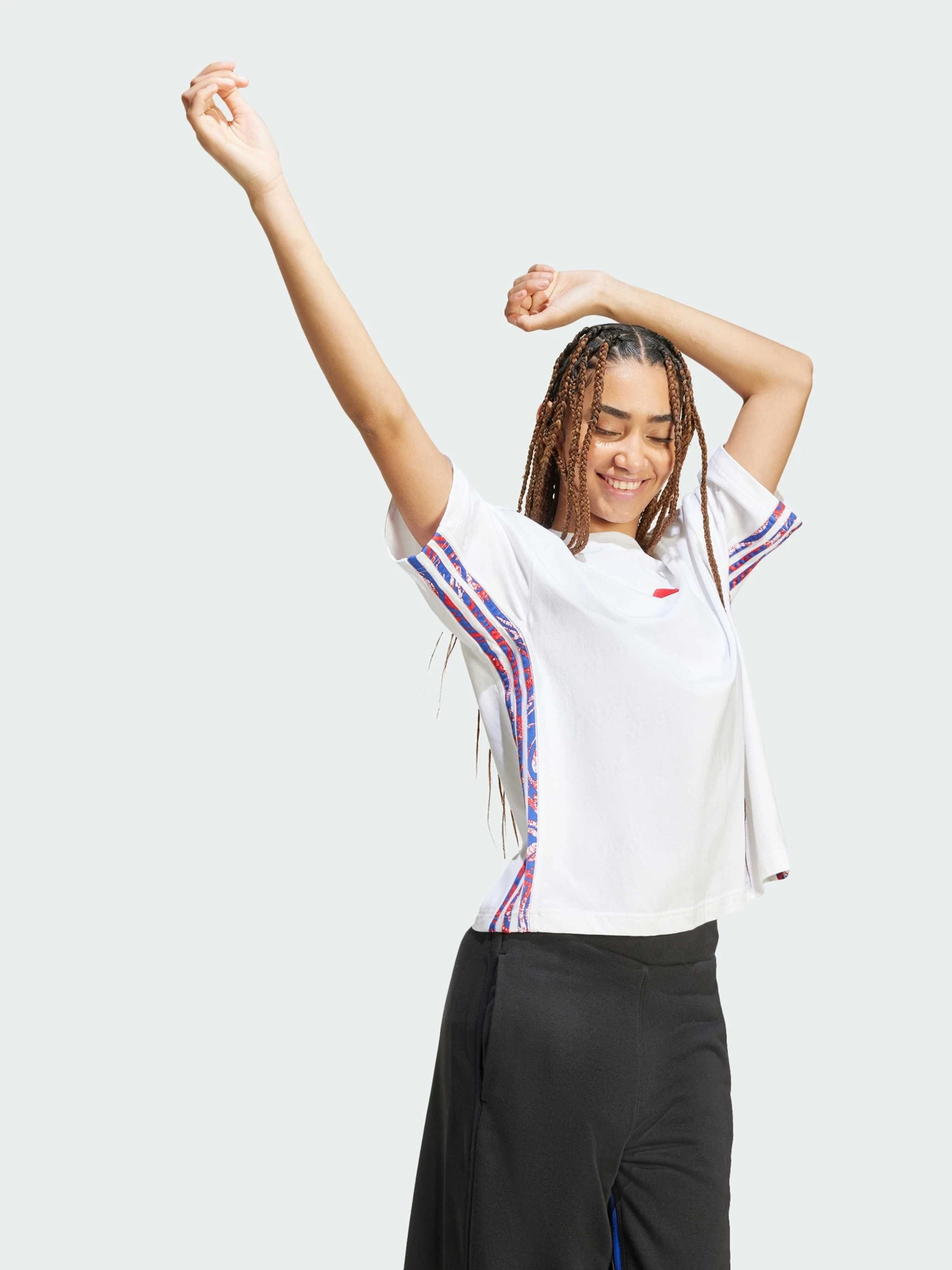Футболки и поло Adidas модель IW8638 Футболки и поло Adidas модель IW8638 Фото