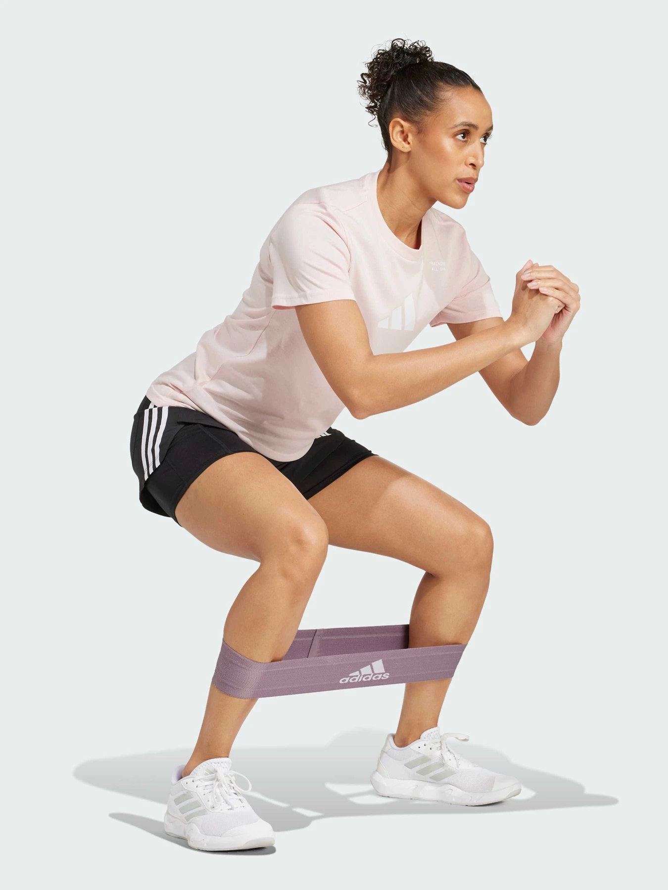 Футболки и поло Adidas модель IY8319 Футболки и поло Adidas модель IY8319 Фото