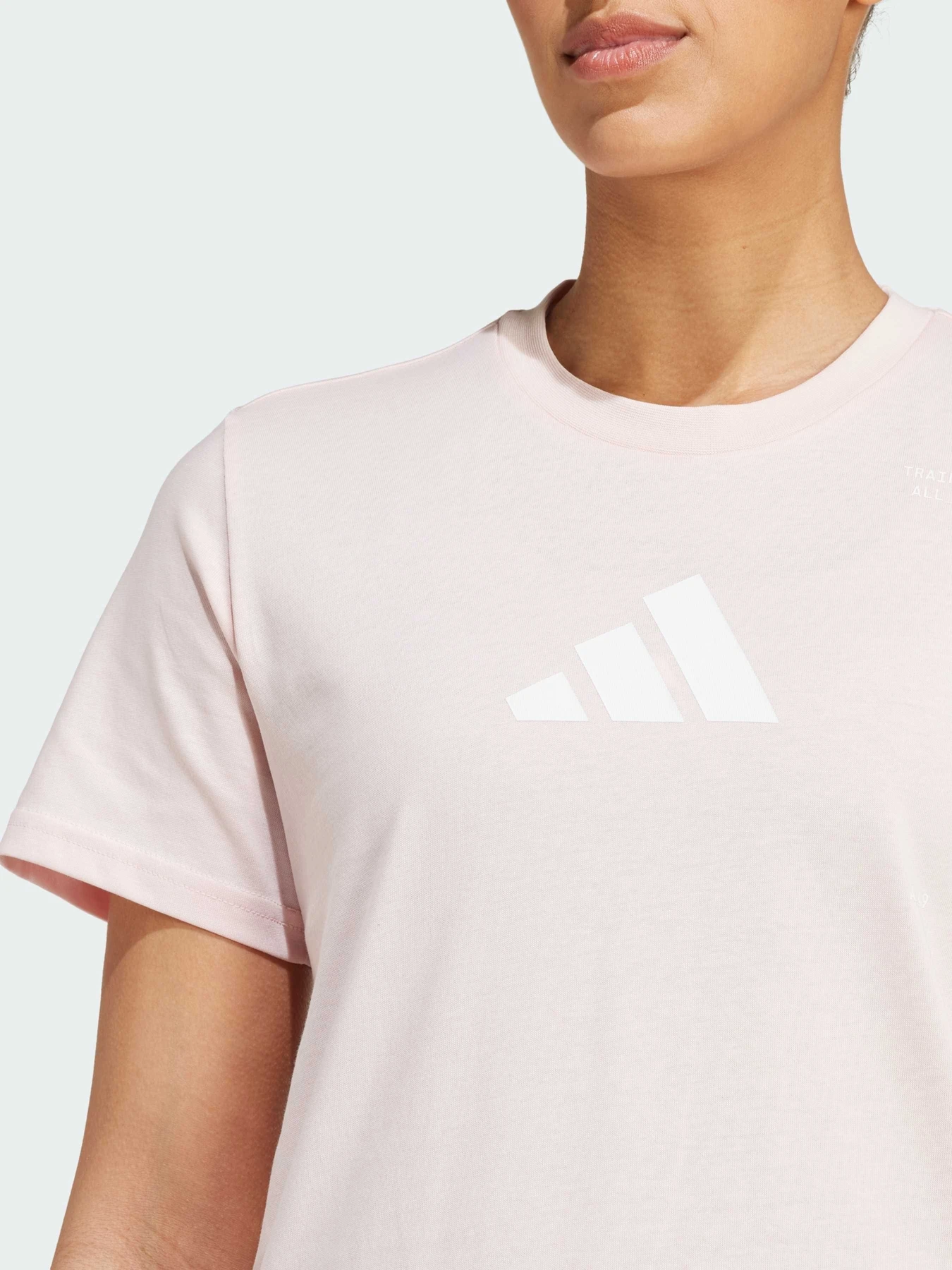 Футболки и поло Adidas модель IY8319 Футболки и поло Adidas модель IY8319 Фото