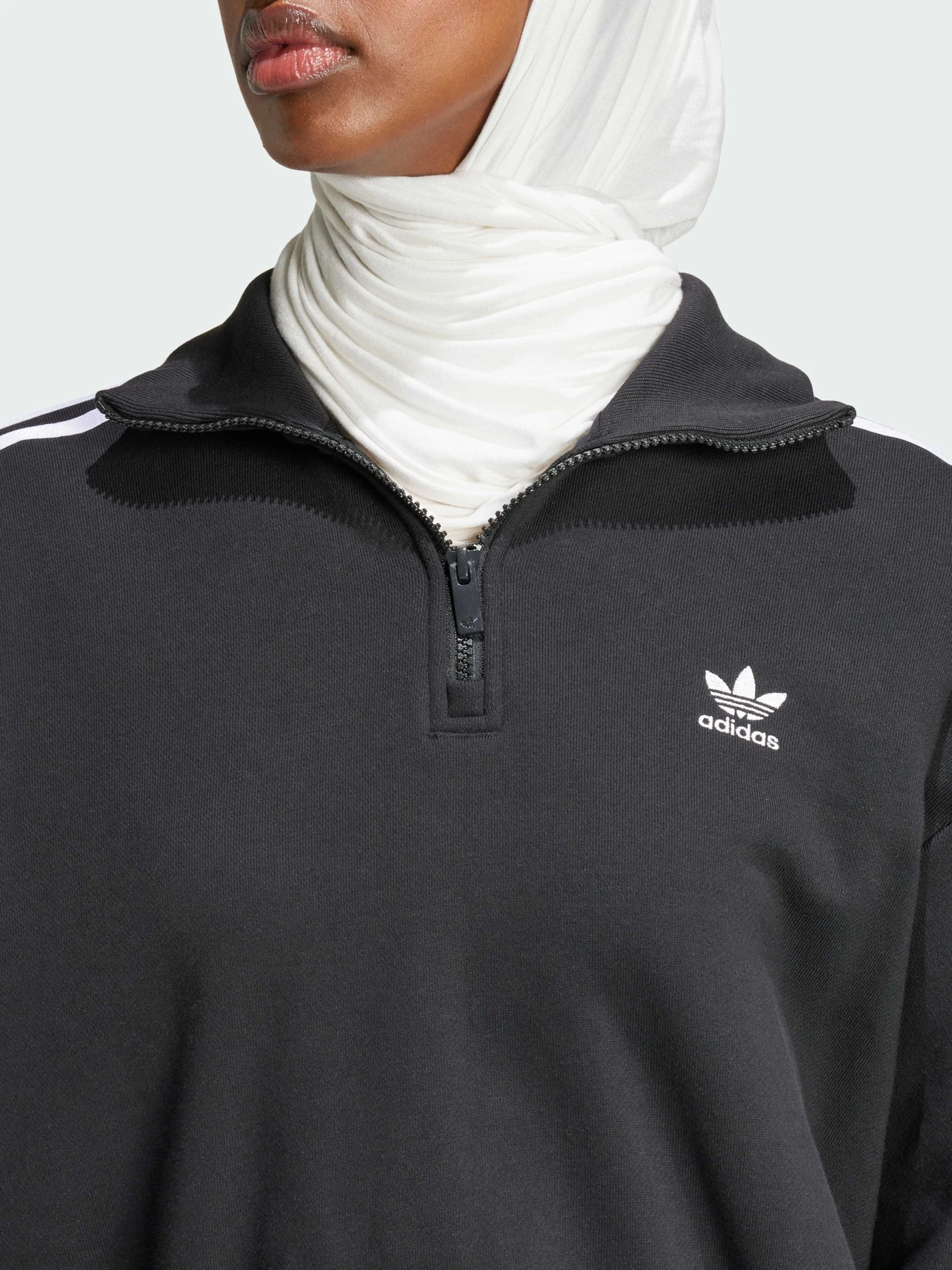 Худі та світшоти Adidas Adicolor модель IY7258 Худі та світшоти Adidas Adicolor модель IY7258 Фото