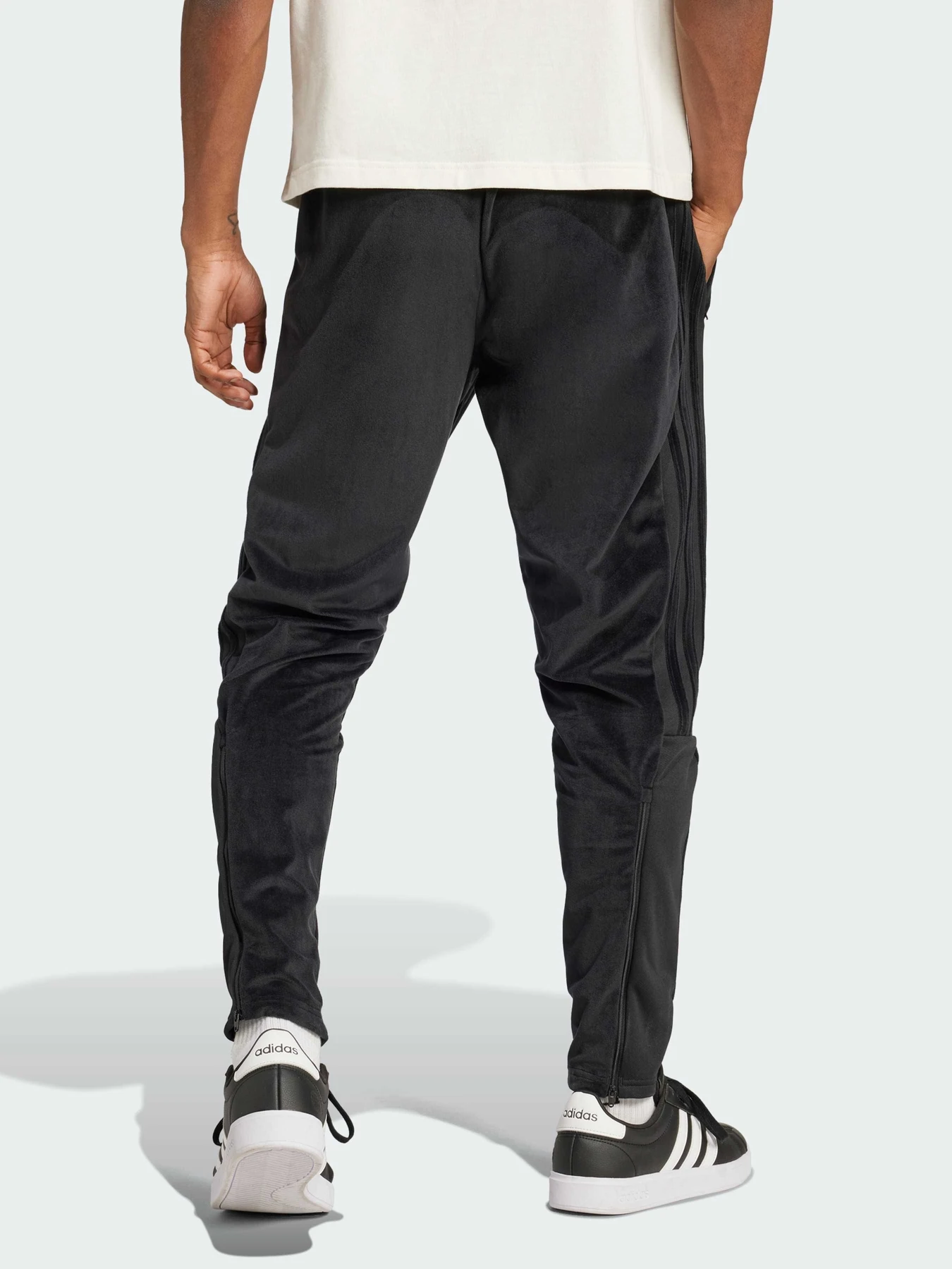 Штани Adidas Tiro модель JF4244 Фото