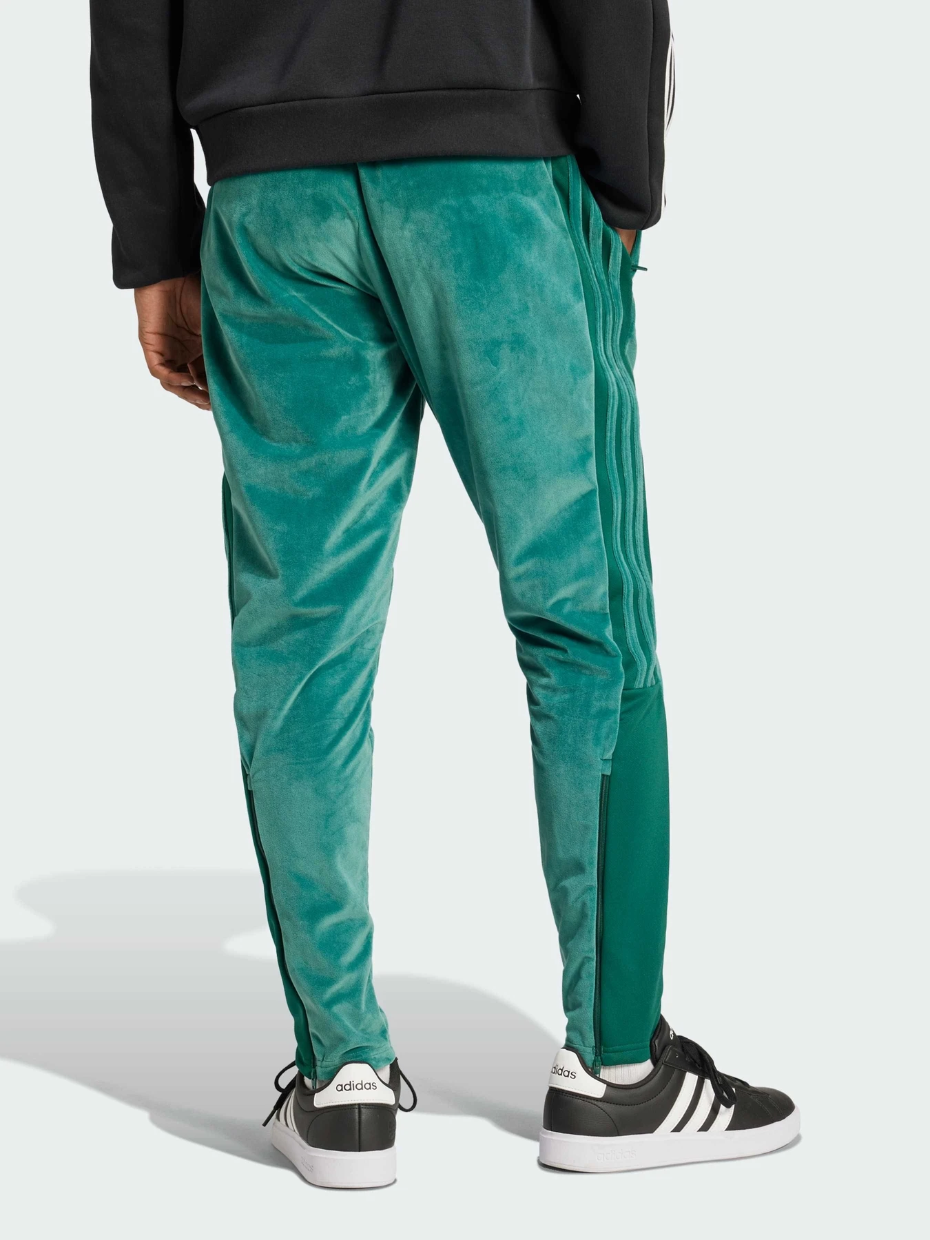 Штани Adidas Tiro модель JF4245 Фото