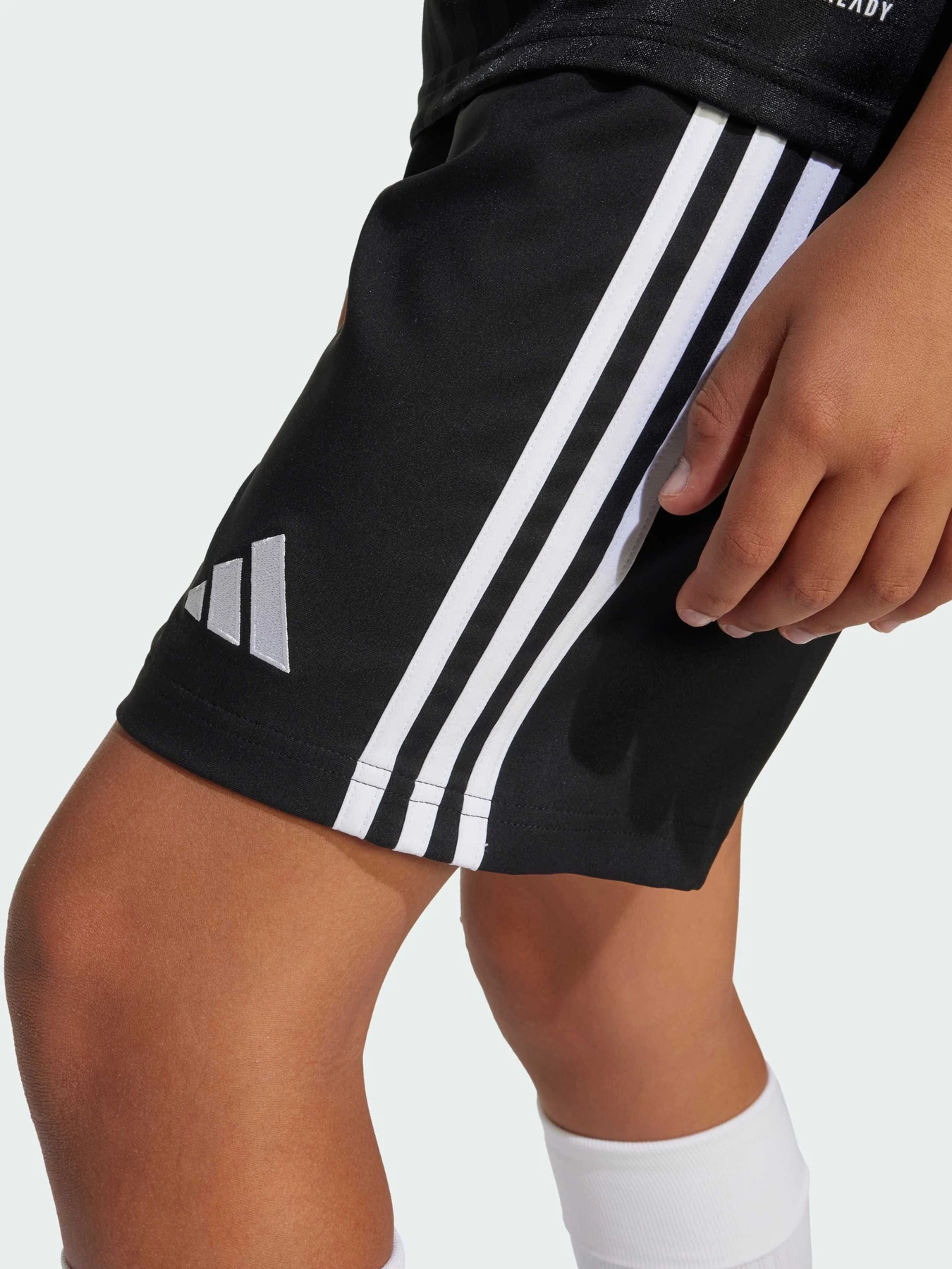 Шорты Adidas модель JN7170 Шорты Adidas модель JN7170 Фото