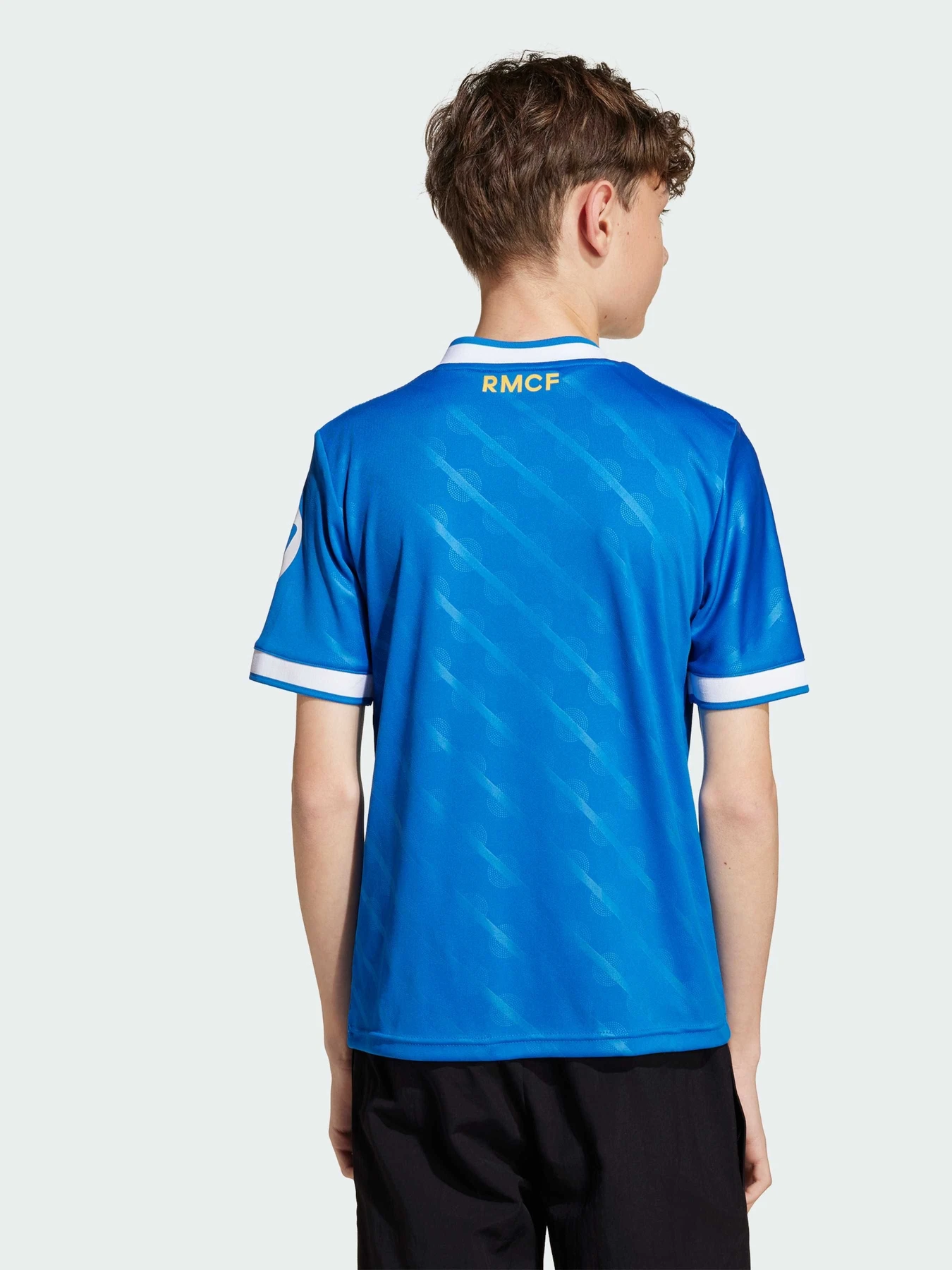 Футболки и поло Adidas модель JP3930 Футболки и поло Adidas модель JP3930 Фото