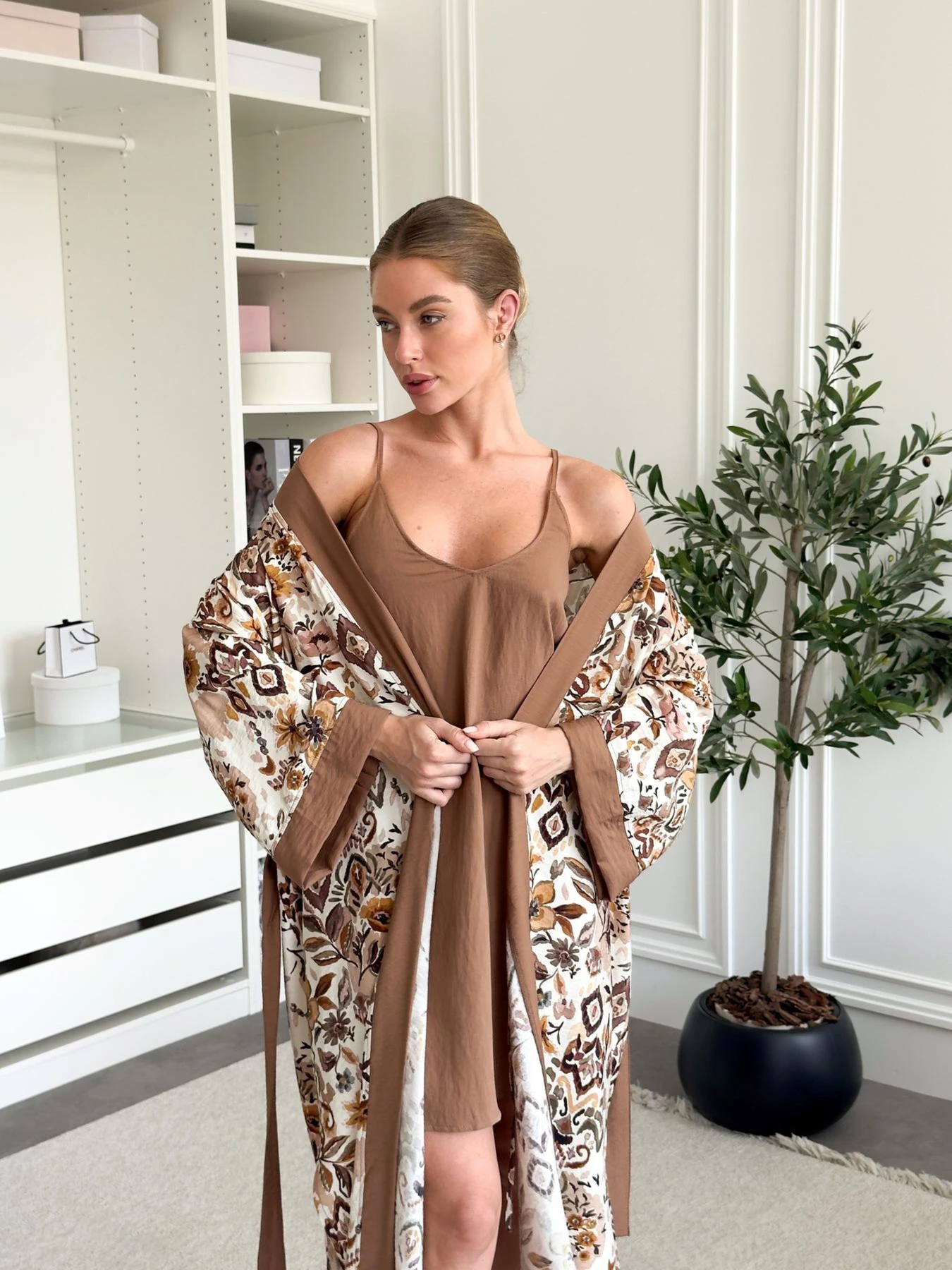 Одежда для дома и сна Cosy Халат + Сорочка модель SetBC2SH01 Одежда для дома и сна Cosy Халат + Сорочка модель SetBC2SH01 Фото