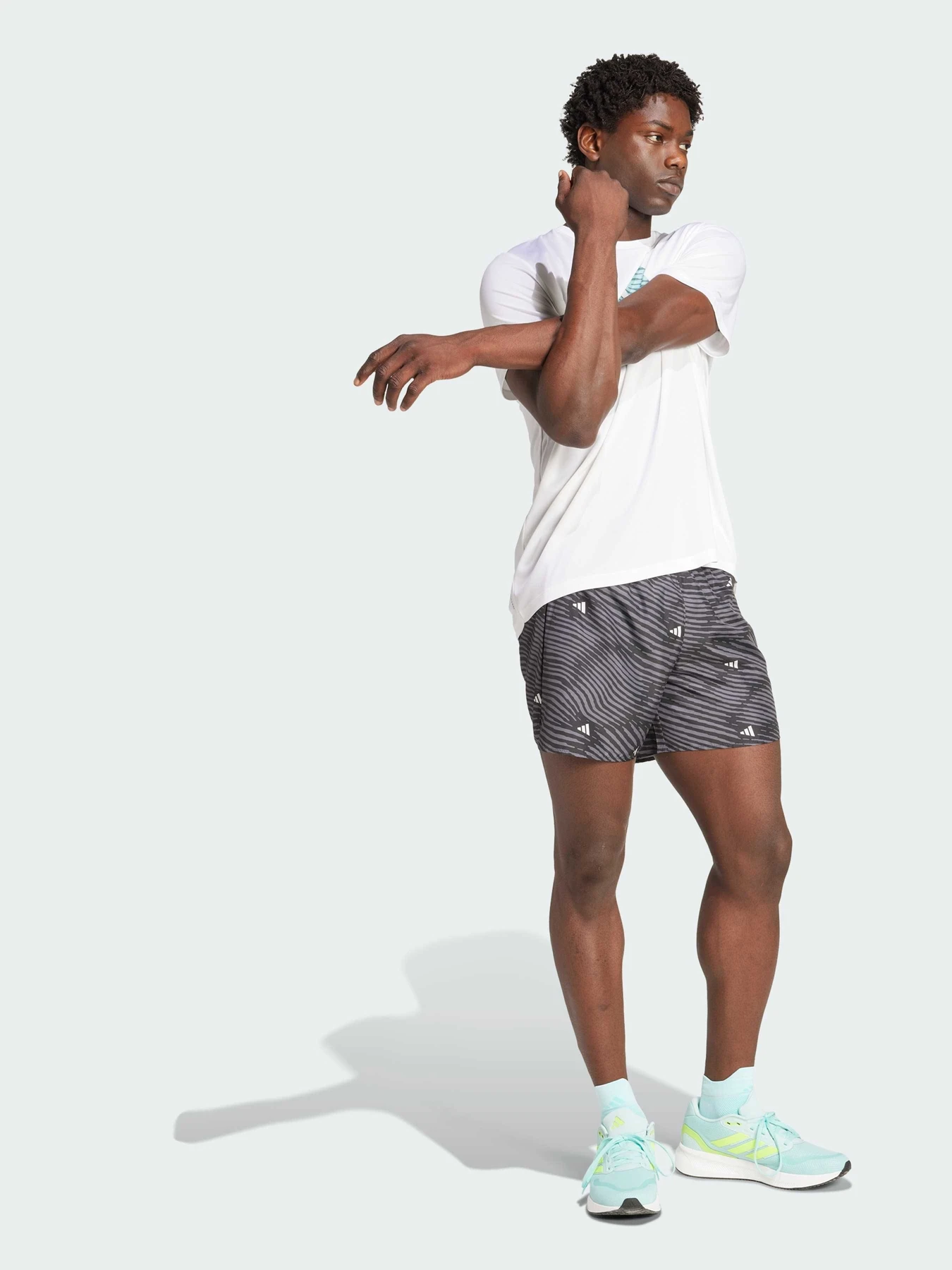 Шорти Adidas модель JM5731 Шорти Adidas модель JM5731 Фото