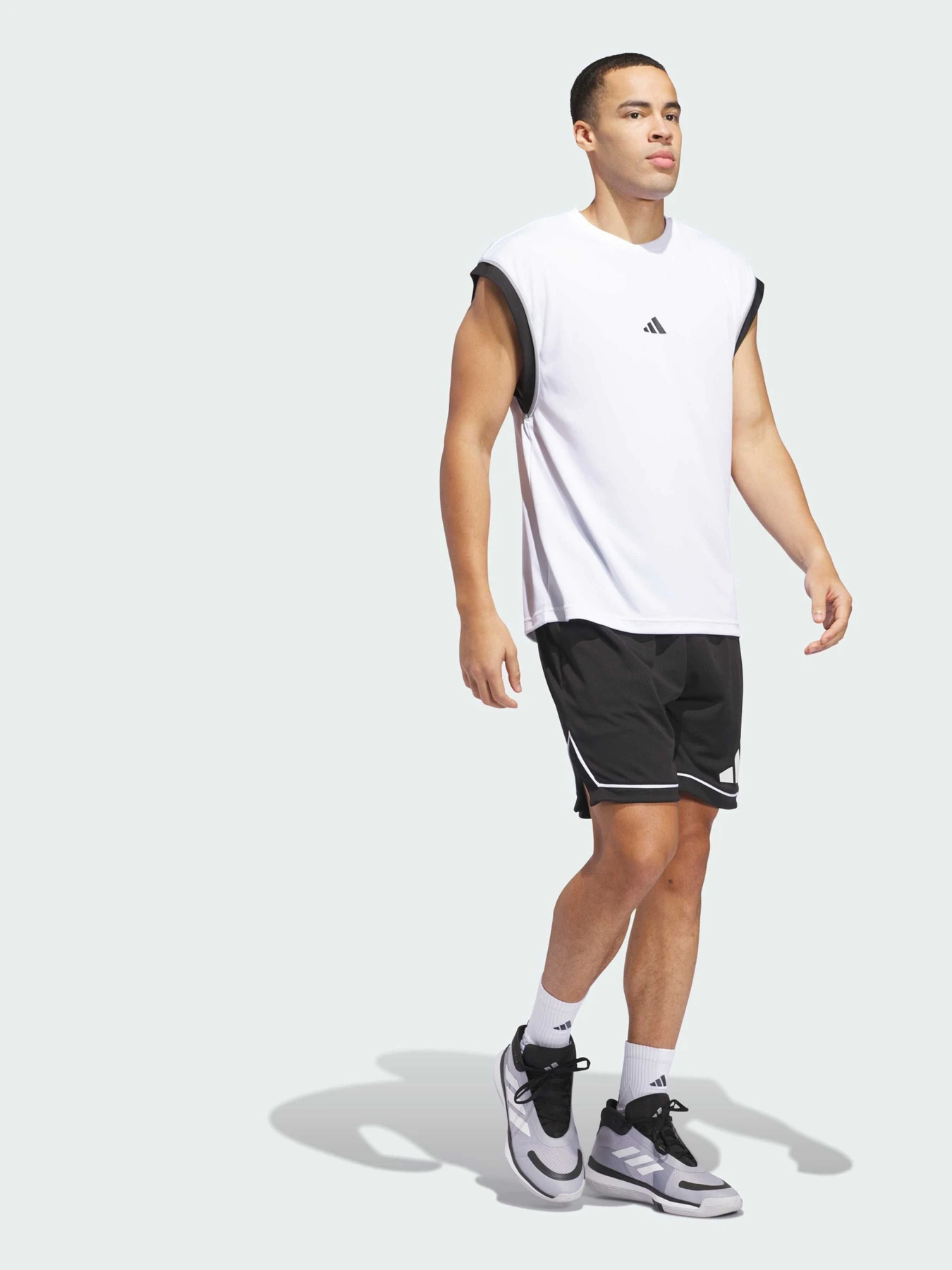Шорты Adidas модель JN4728 Шорты Adidas модель JN4728 Фото