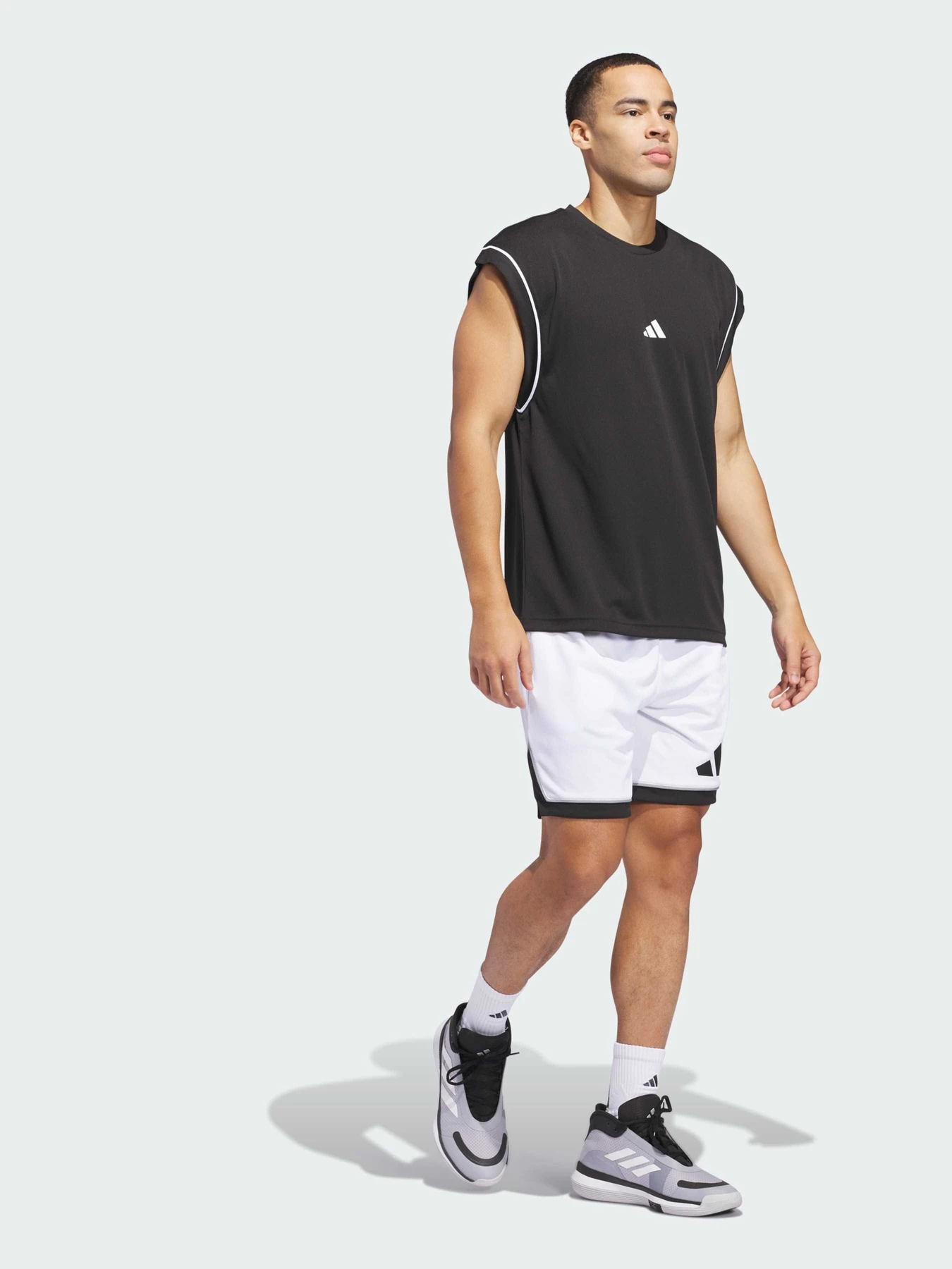 Шорты Adidas модель JN4729 Шорты Adidas модель JN4729 Фото