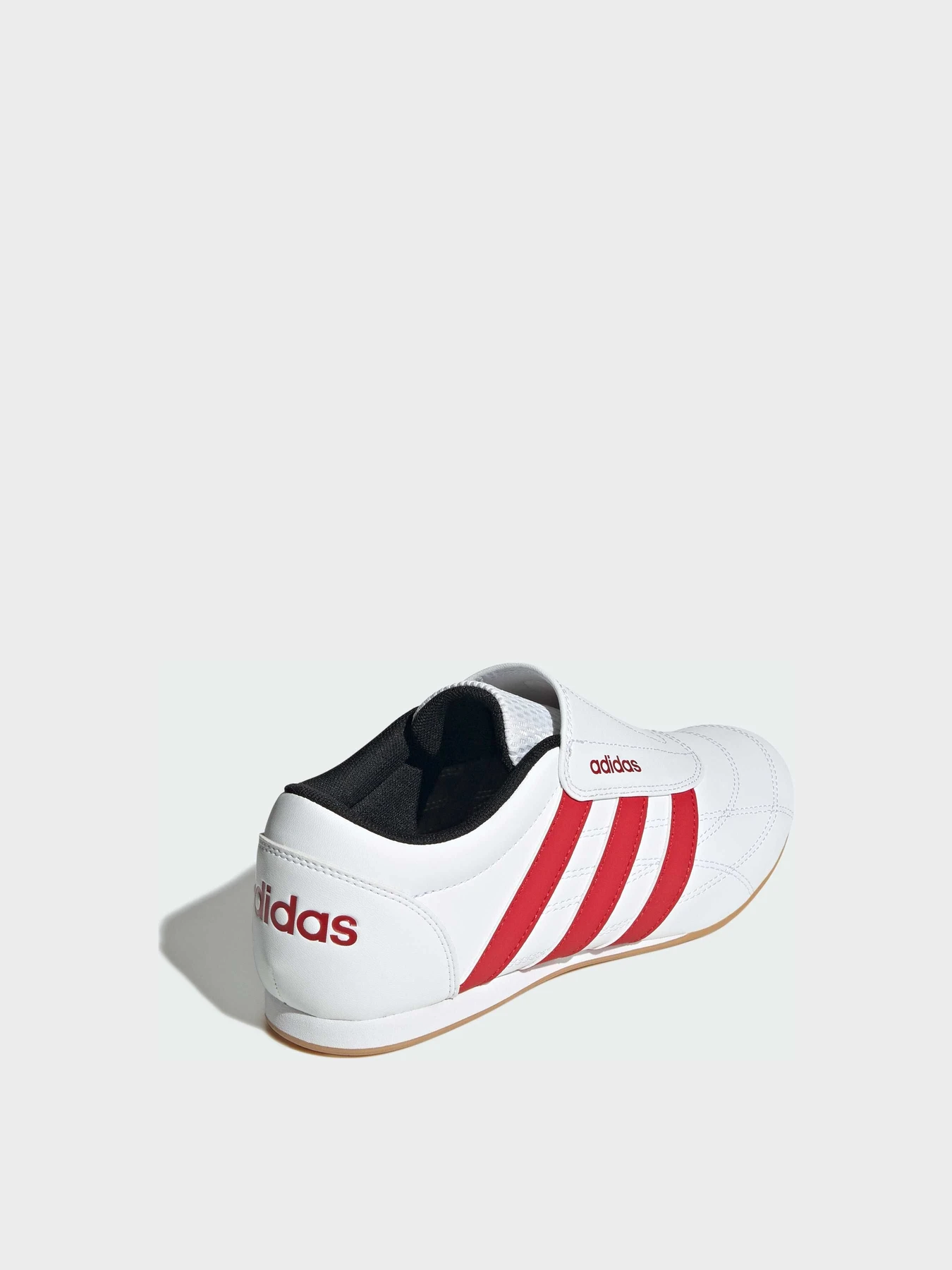Кросівки Adidas модель JR4063 Кросівки Adidas модель JR4063 Фото