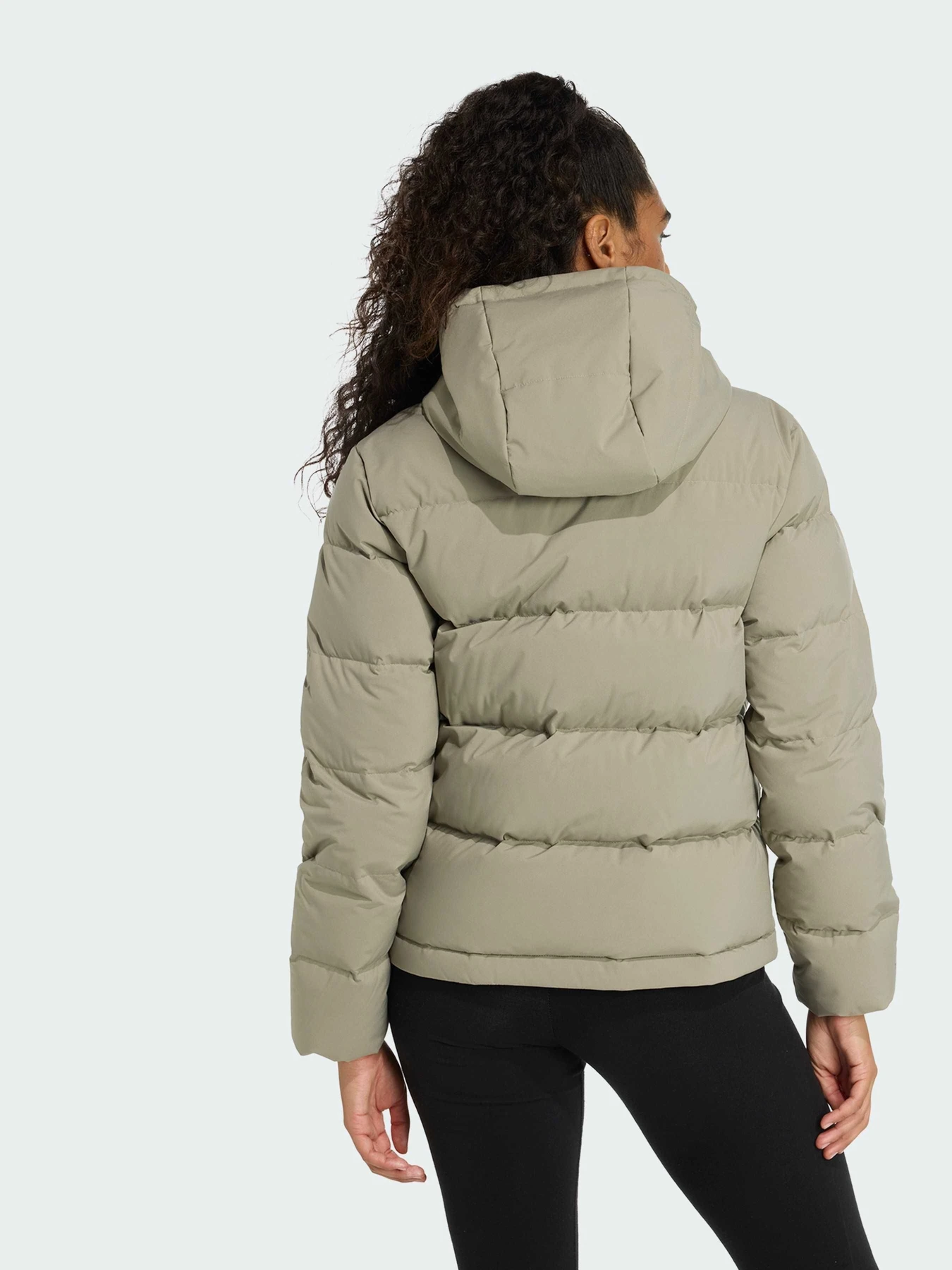 Куртки и дубленки Adidas модель JX3027 Куртки и дубленки Adidas модель JX3027 Фото