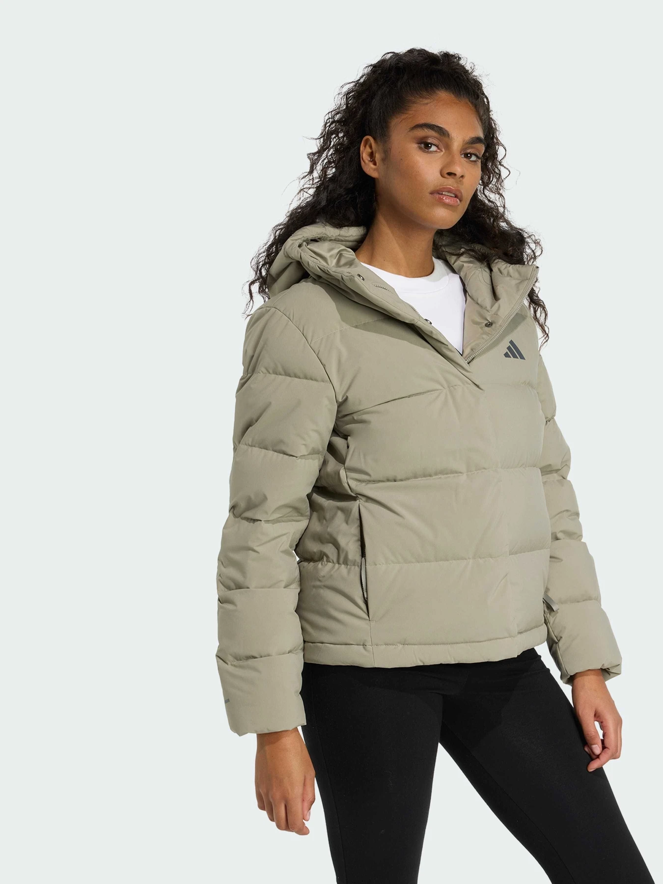 Куртки и дубленки Adidas модель JX3027 Куртки и дубленки Adidas модель JX3027 Фото