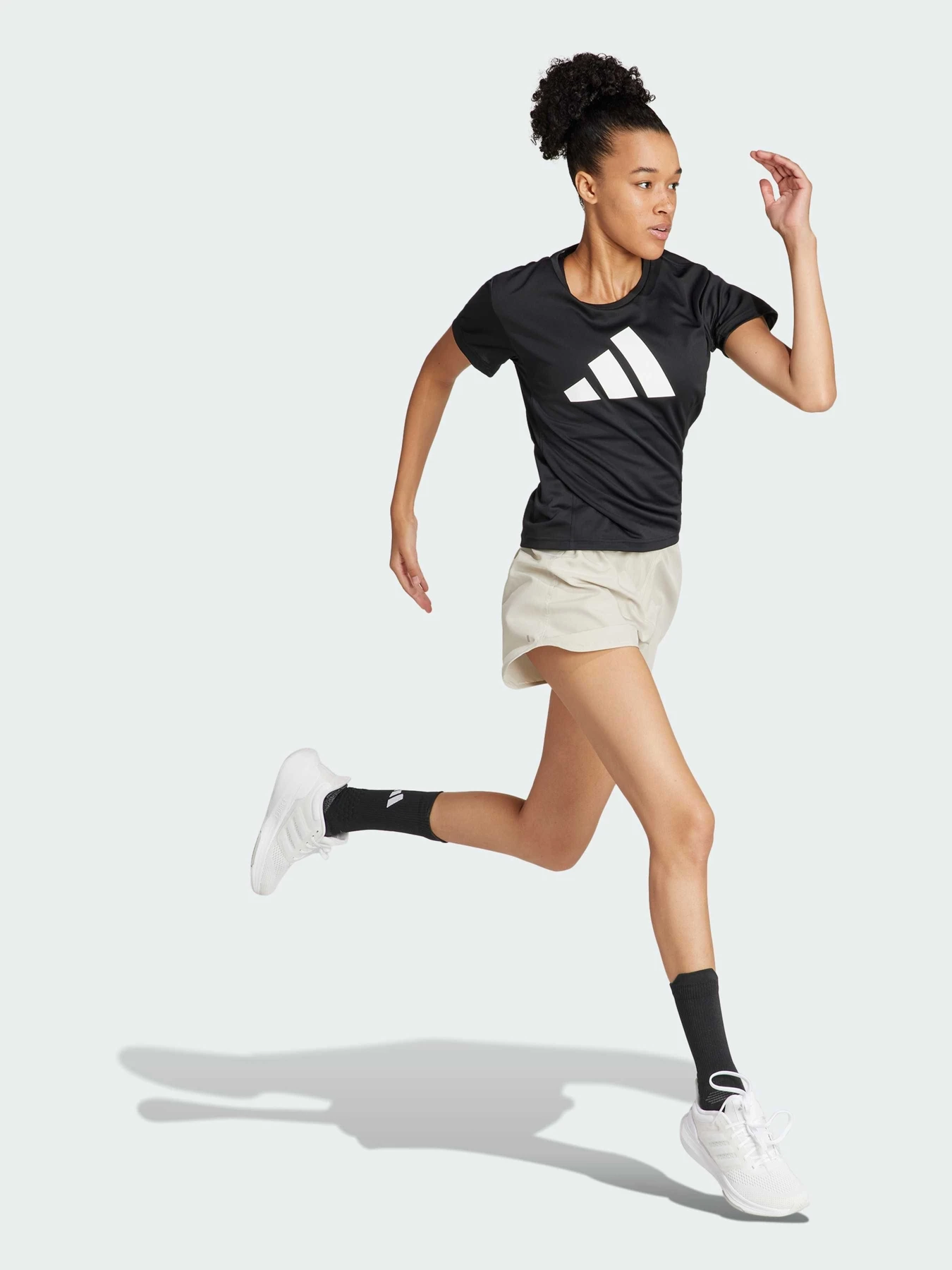 Шорты Adidas модель IN0123 Фото