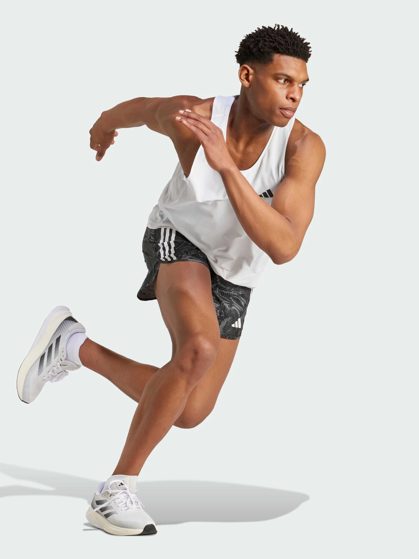 Шорты Adidas модель IS9582 Фото