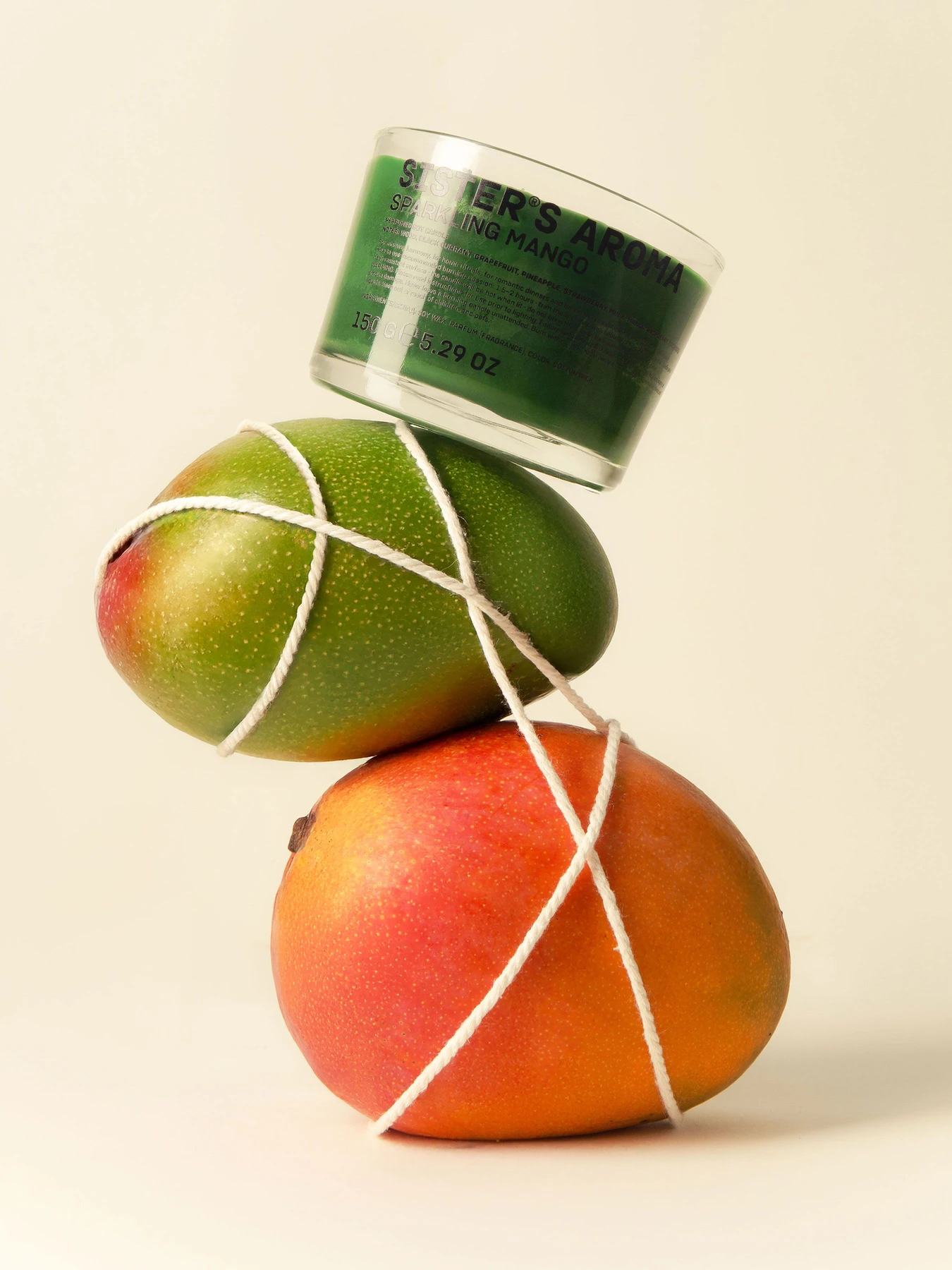 Ароматическая свеча Sparkling Mango Sister’s Aroma модель 4820227785421 Ароматическая свеча Sparkling Mango Sister’s Aroma модель 4820227785421 Фото