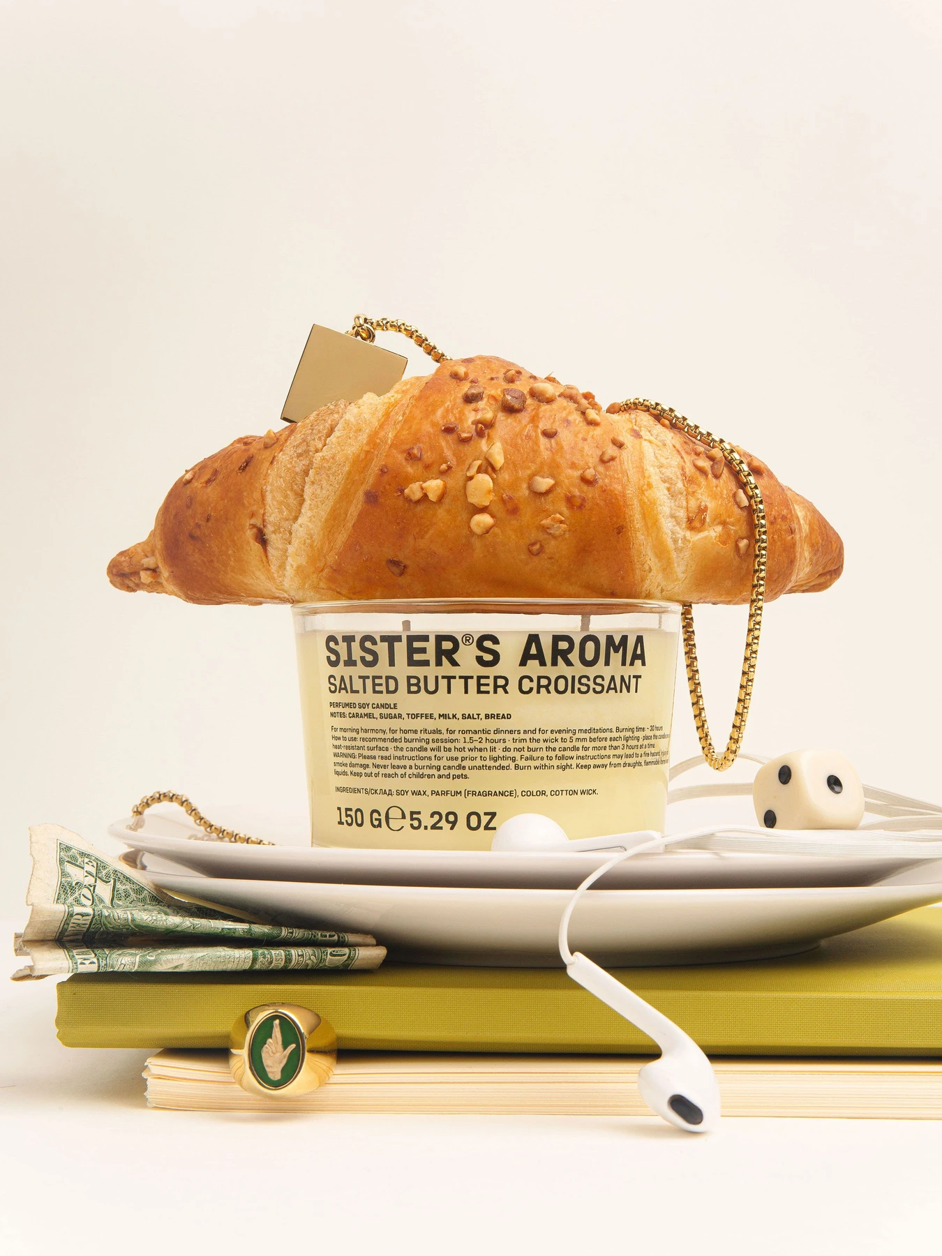 Ароматическая свеча Salted butter croissant Sister’s Aroma модель 4820227785438 Ароматическая свеча Salted butter croissant Sister’s Aroma модель 4820227785438 Фото