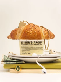 Ароматическая свеча Salted butter croissant Sister’s Aroma модель 4820227785438 Фото