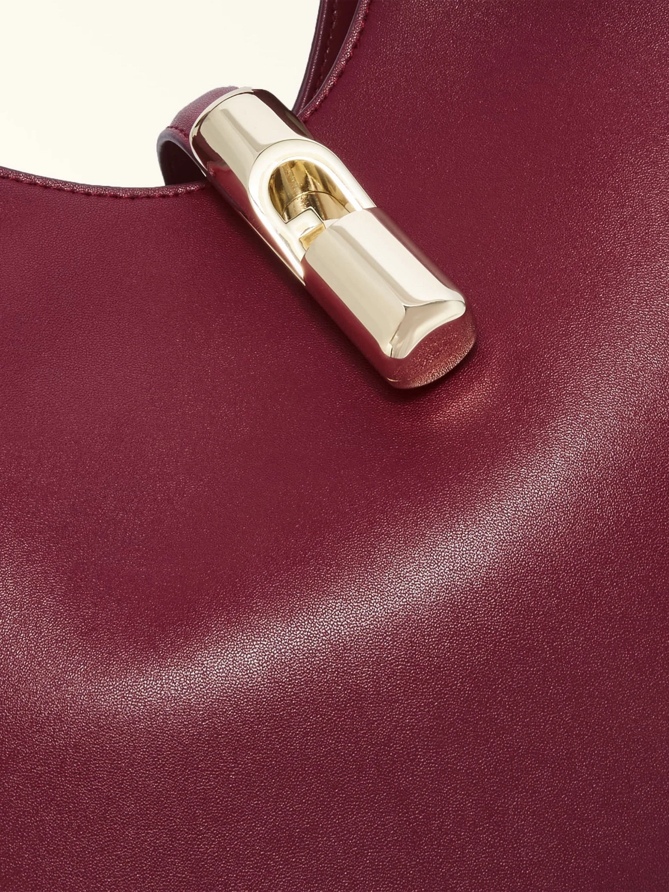 Сумки Furla модель WB01499BX3104CGQ001007 Сумки Furla модель WB01499BX3104CGQ001007 Фото