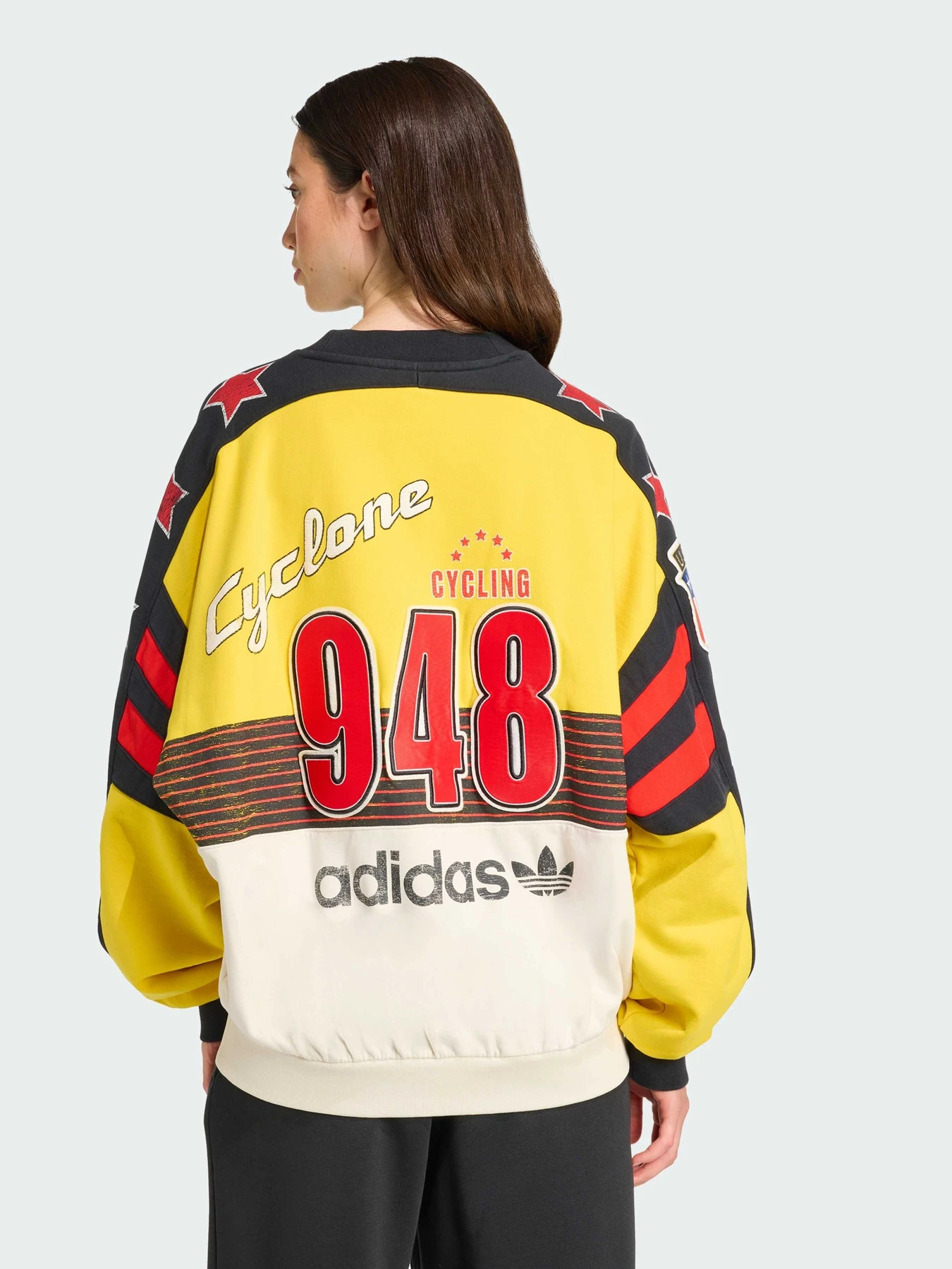 Худи и свитшоты Adidas Graphics модель JW0147 Фото