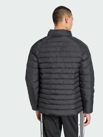 Куртки и дубленки Adidas модель JW5844 Фото