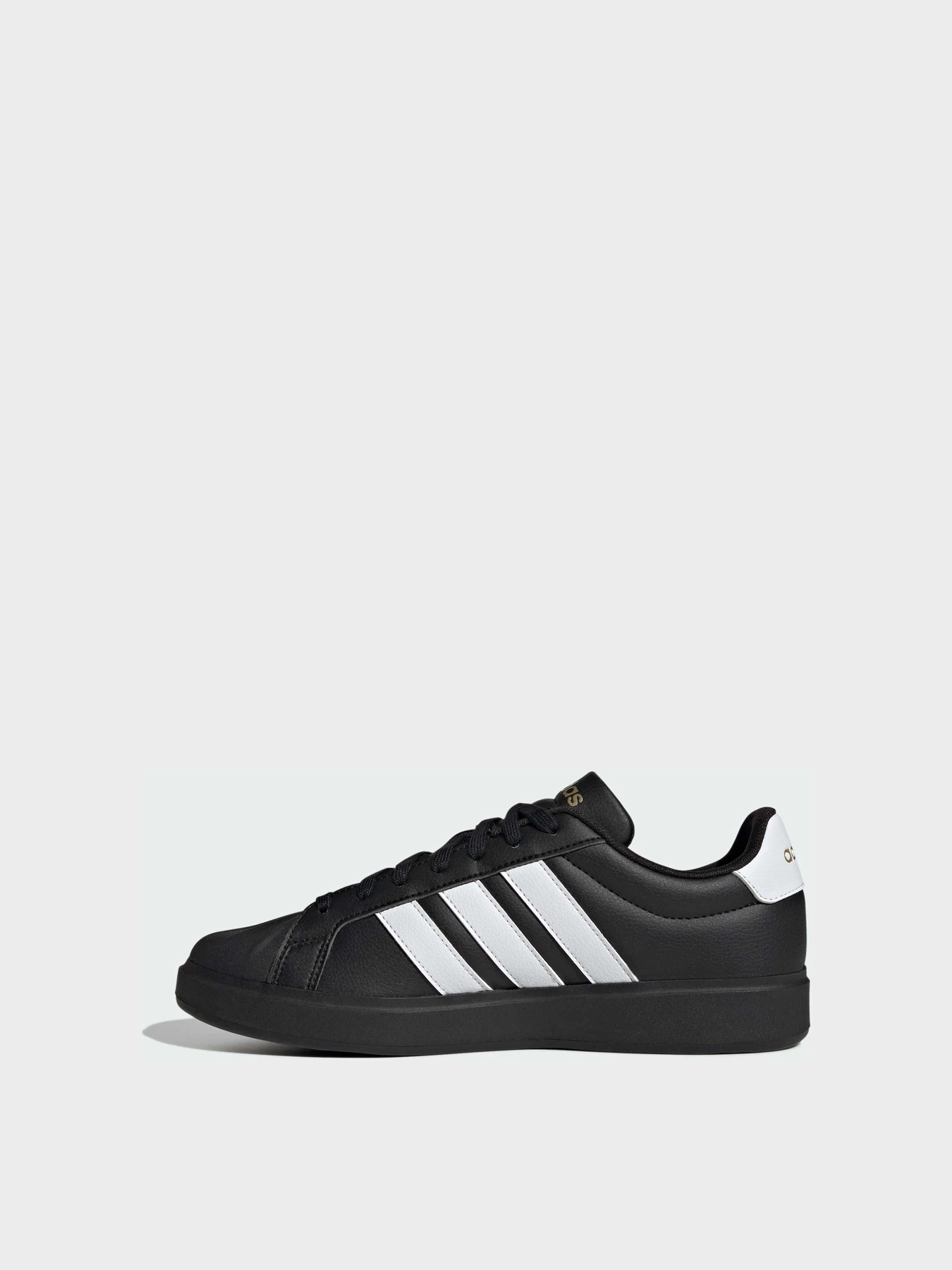 Кеды Adidas модель JP8276 Кеды Adidas модель JP8276 Фото
