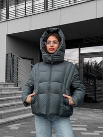 Куртки и дубленки UVENTUM модель DV-009-GRN Фото