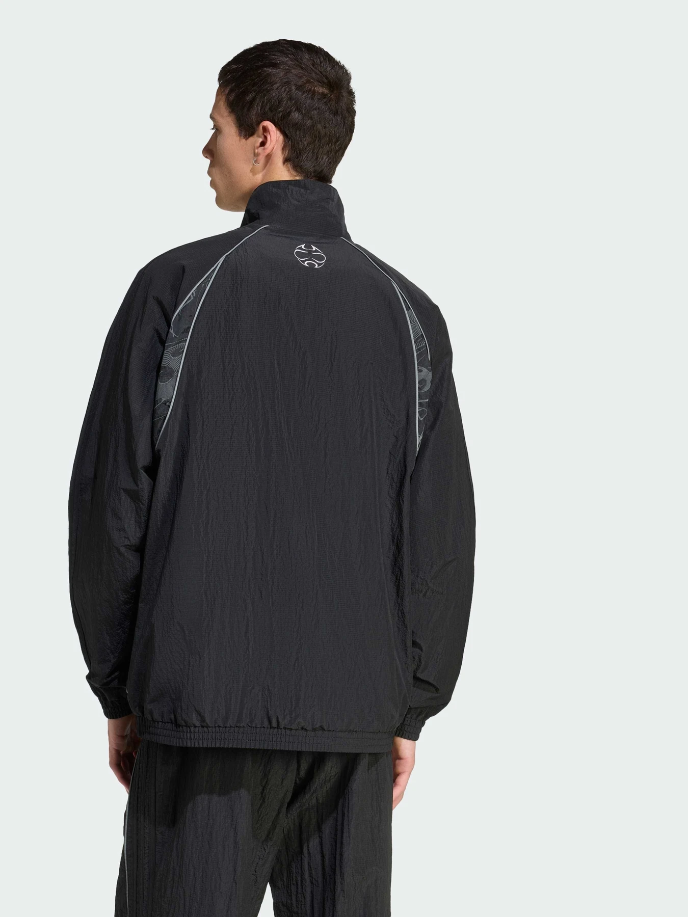 Худи и свитшоты Adidas модель KF8519 Худи и свитшоты Adidas модель KF8519 Фото